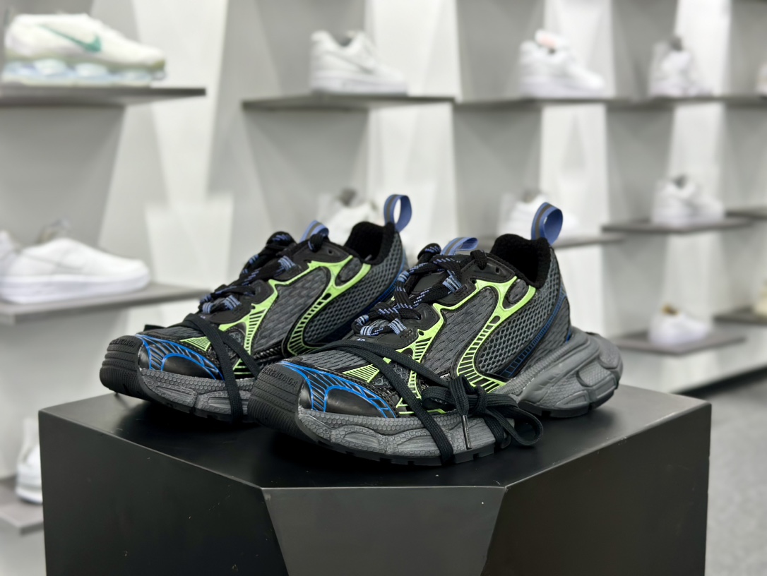 BALENCIAGA 3XL Sneakersy 734734 W3XL5 1143