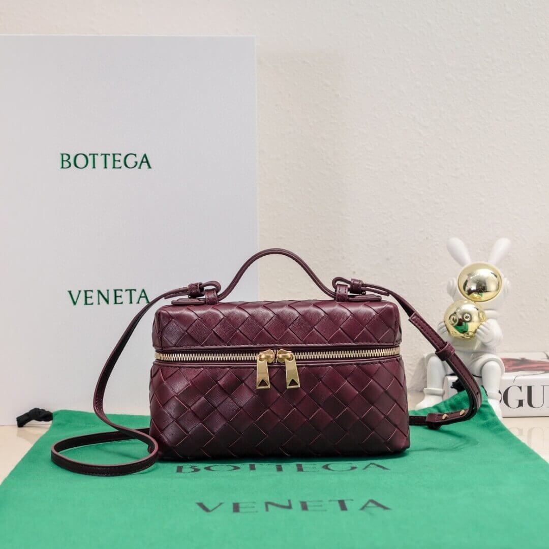 Клатч Bottega Veneta