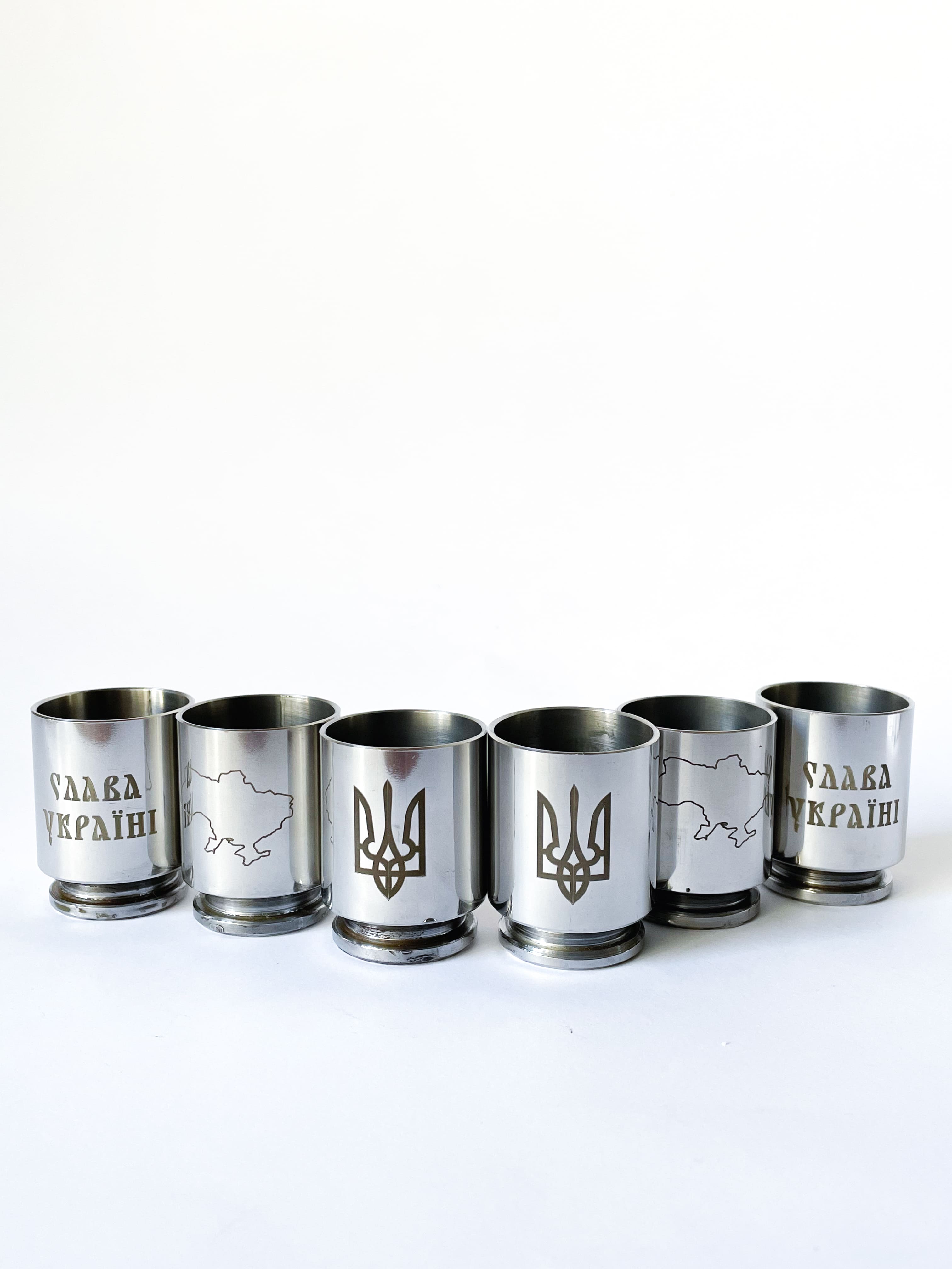 A gift set of glasses from sleeves