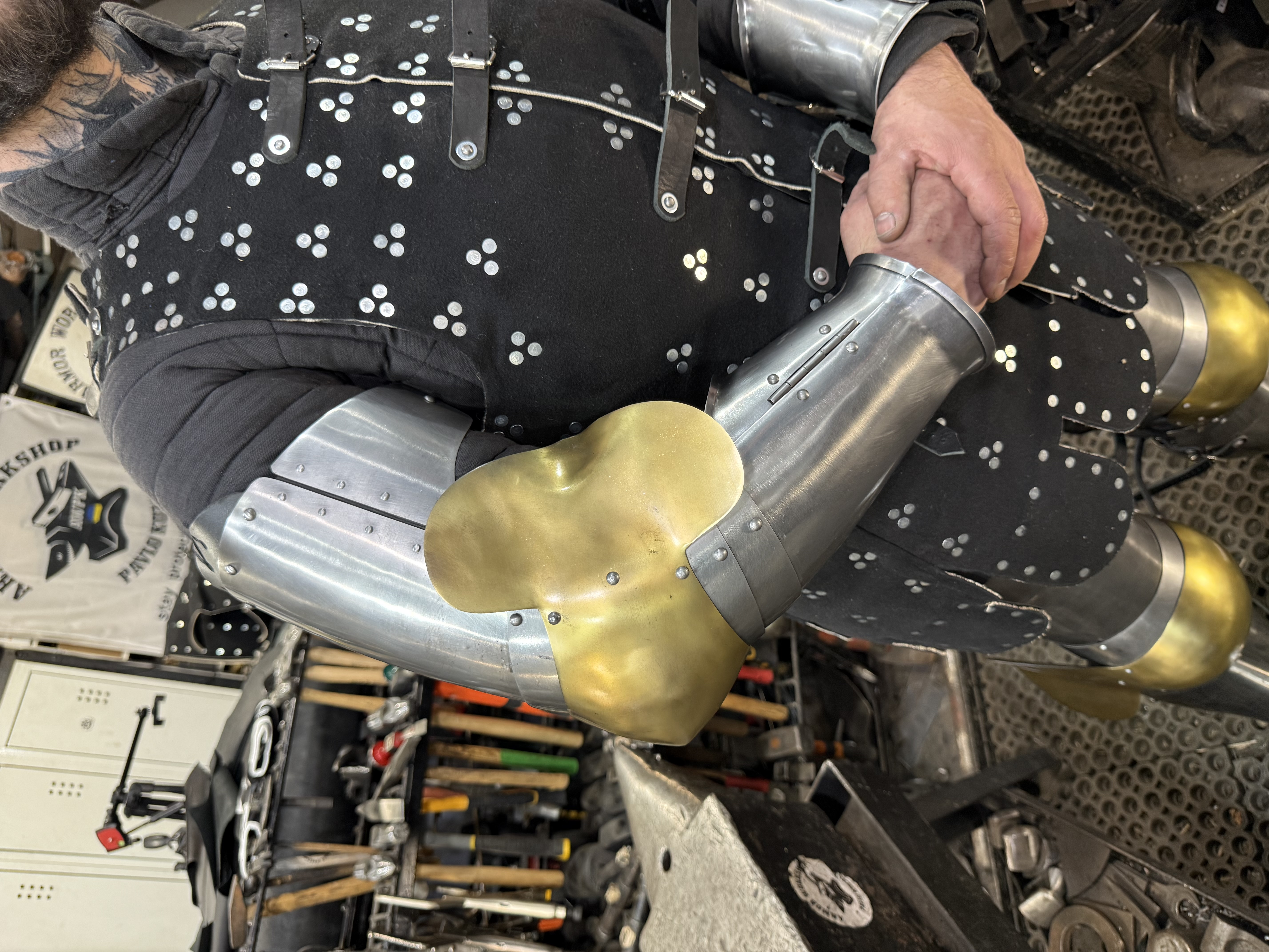 Armor arms “brass elbow“