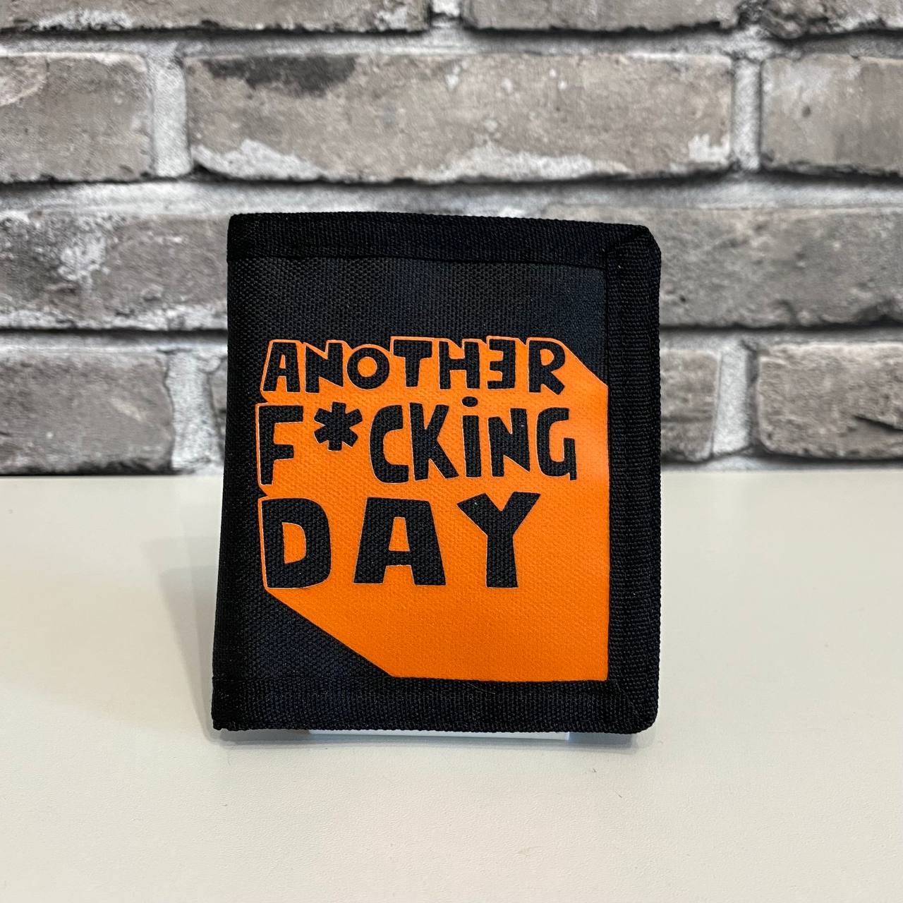 Гаманець з принтом "Another F*cking Day"