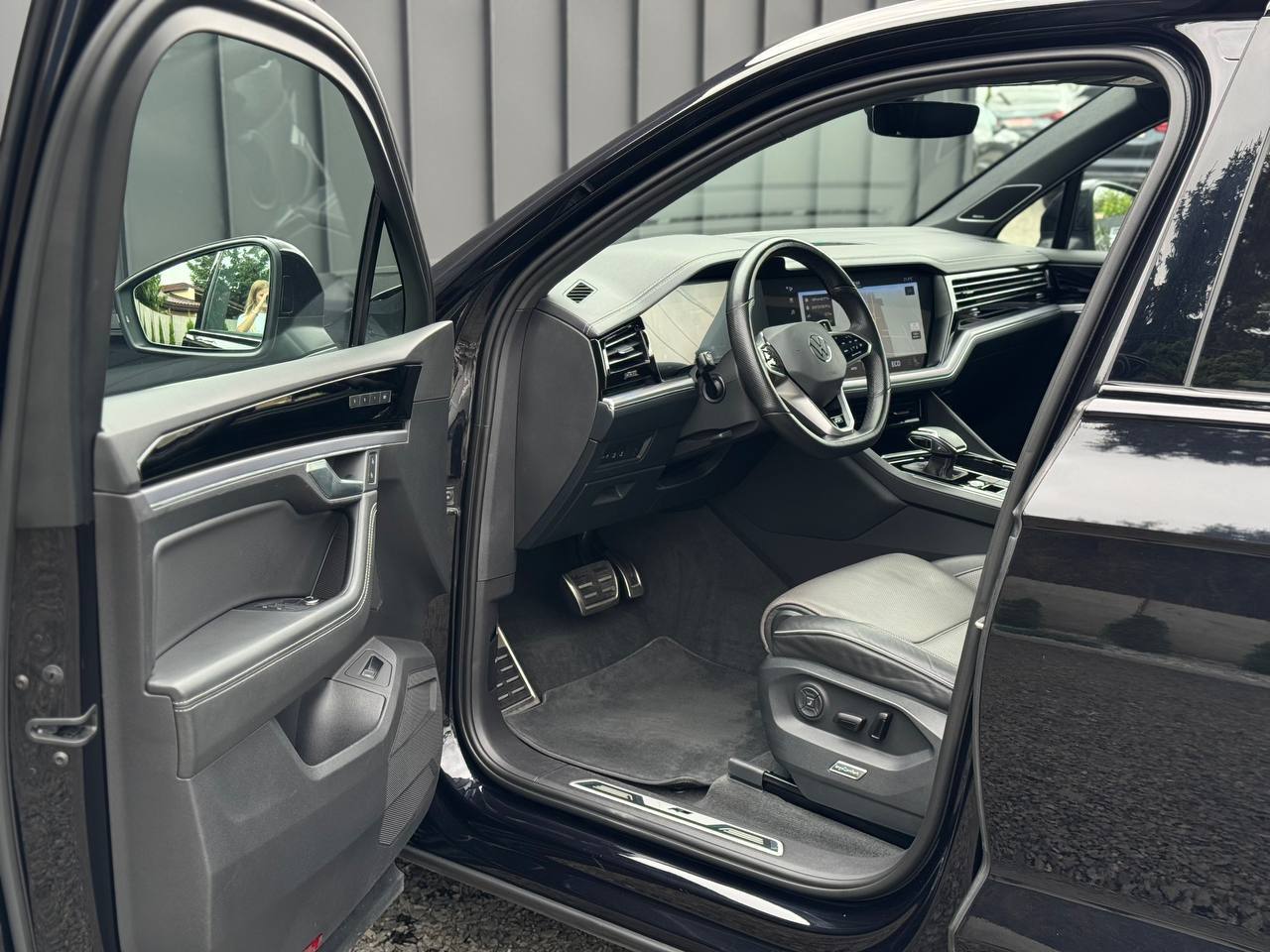 VW Touareg R-line 4Motion