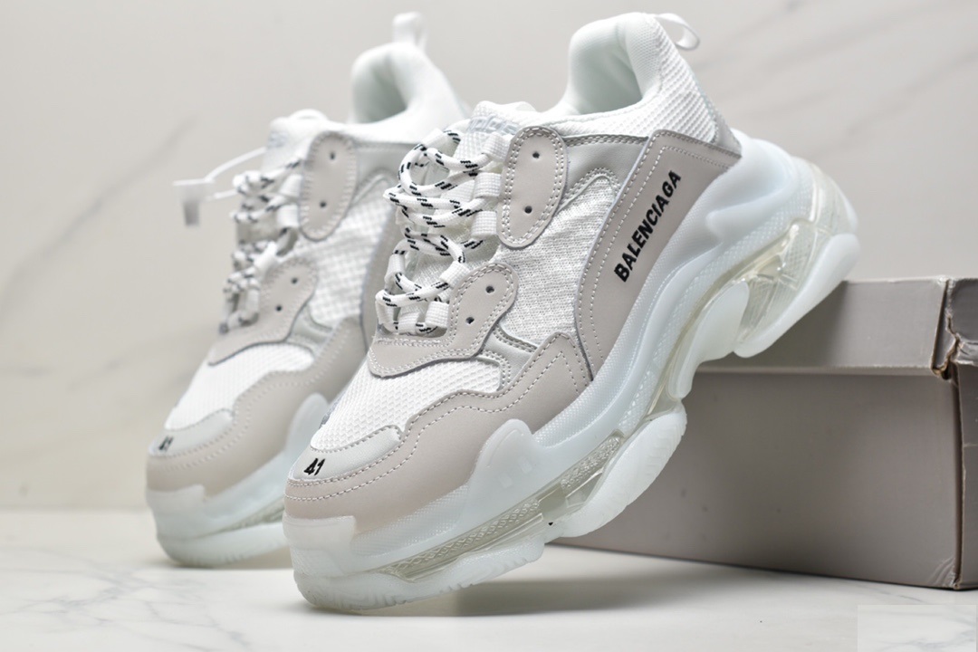 Balenciaga Triple-S Sneaker 656686 W06G0 1001