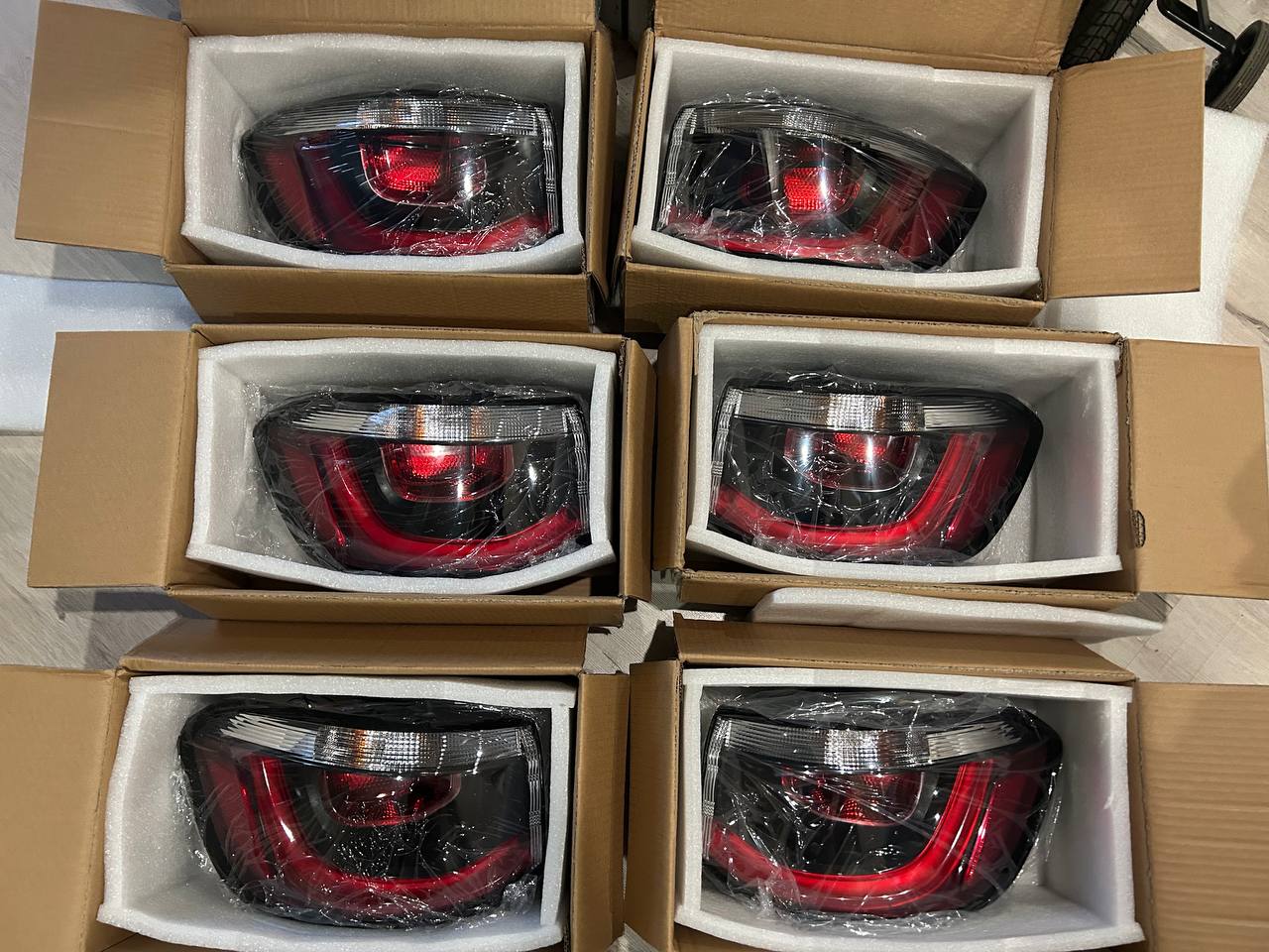 Jeep Compass 2 Права сторона НОВА ЕВРОПА ЛЕД (Пасажирська сторона в крило)  2017 - 2024 роки