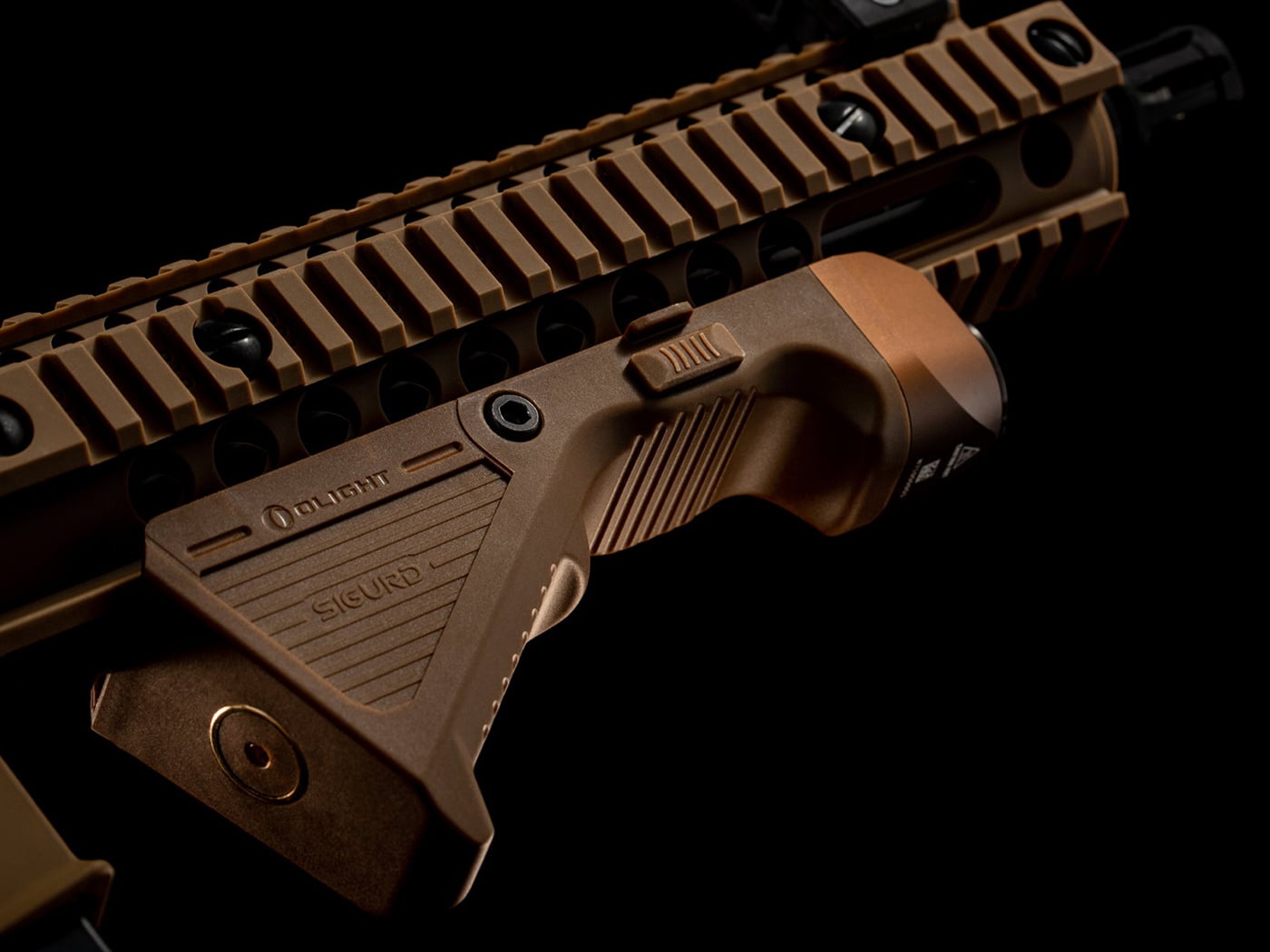 Оригінальний тактичний збройовий ліхтарик "OLIGHT SIGURD" від бренду "OLIGHT".