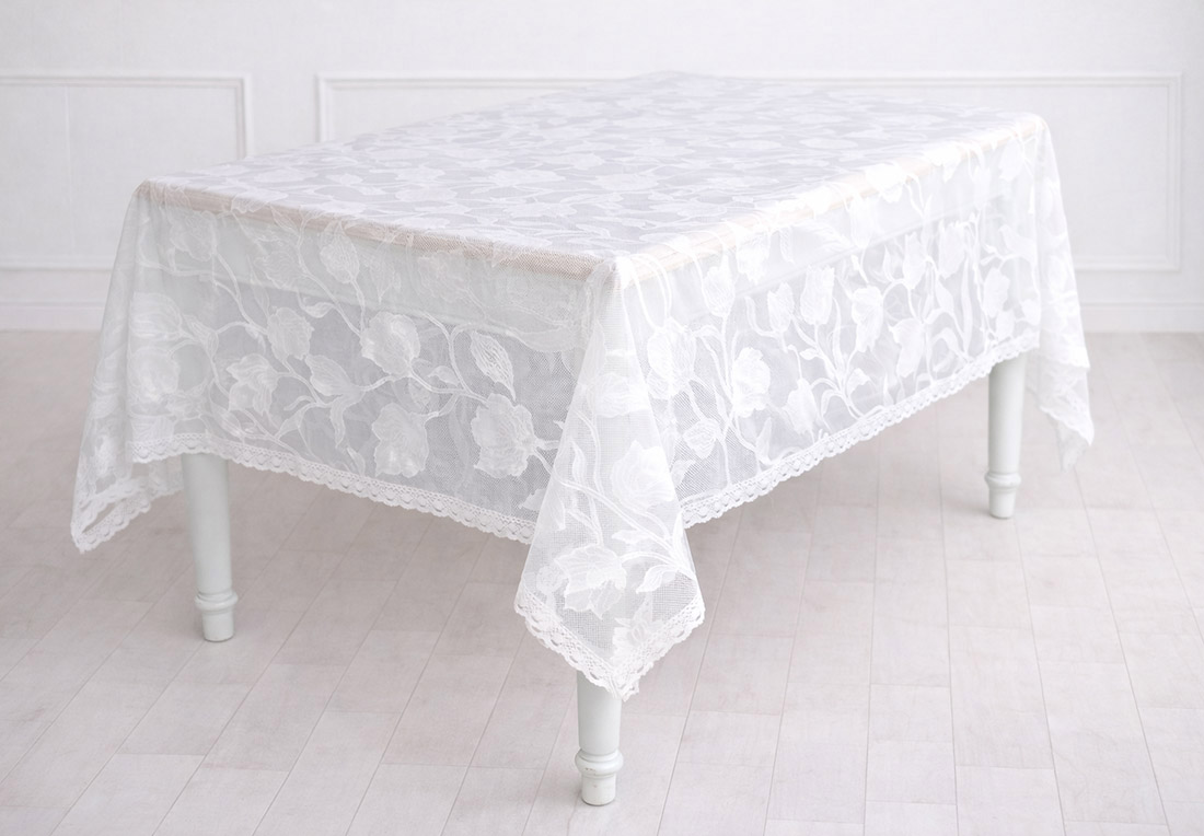 Floral Veil Скатертина з мереживною окантовкою 150*180 см