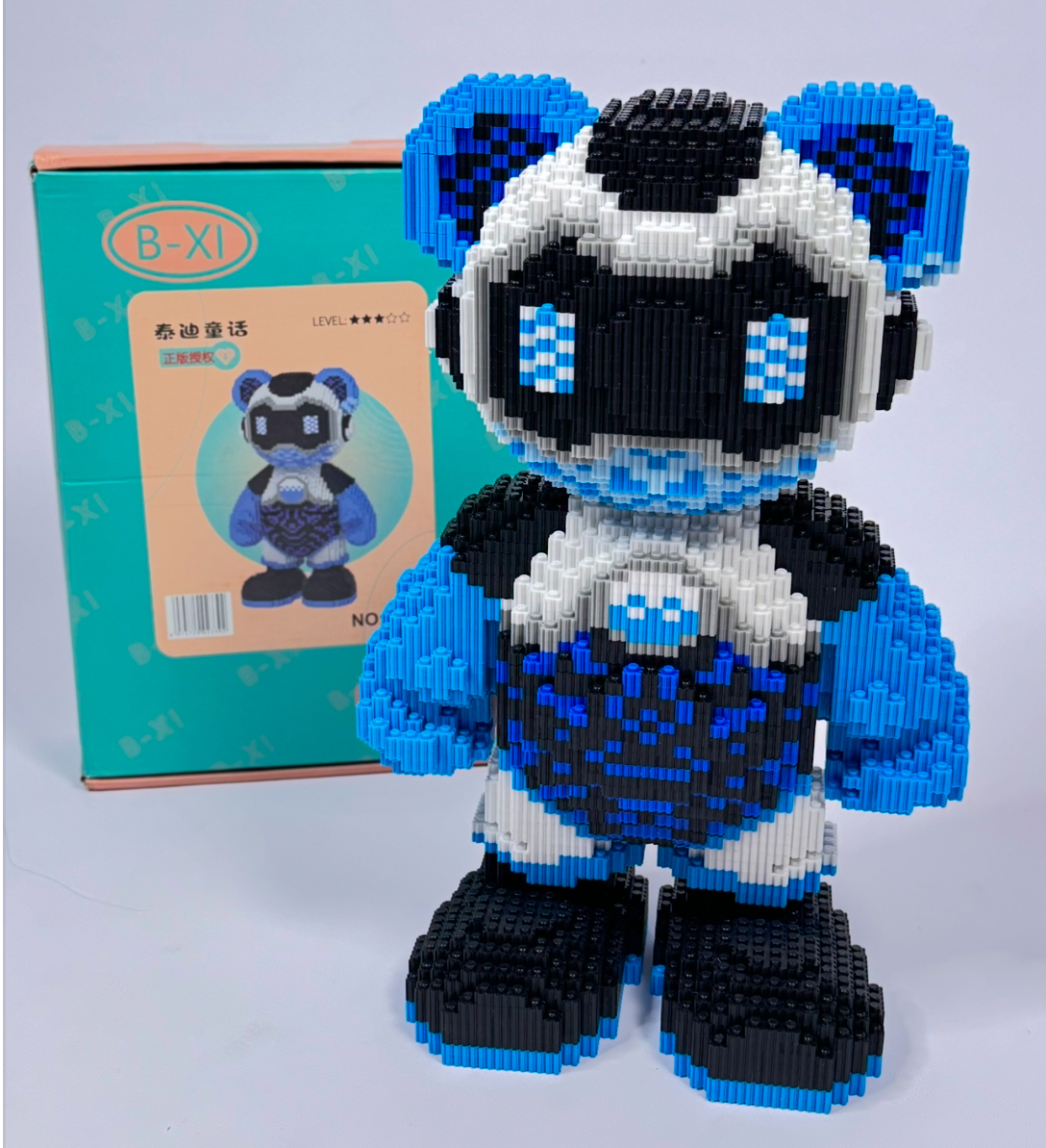 Конструктор Magic Blocks “Робот Панда Bearbrick” (модель 7019-k)