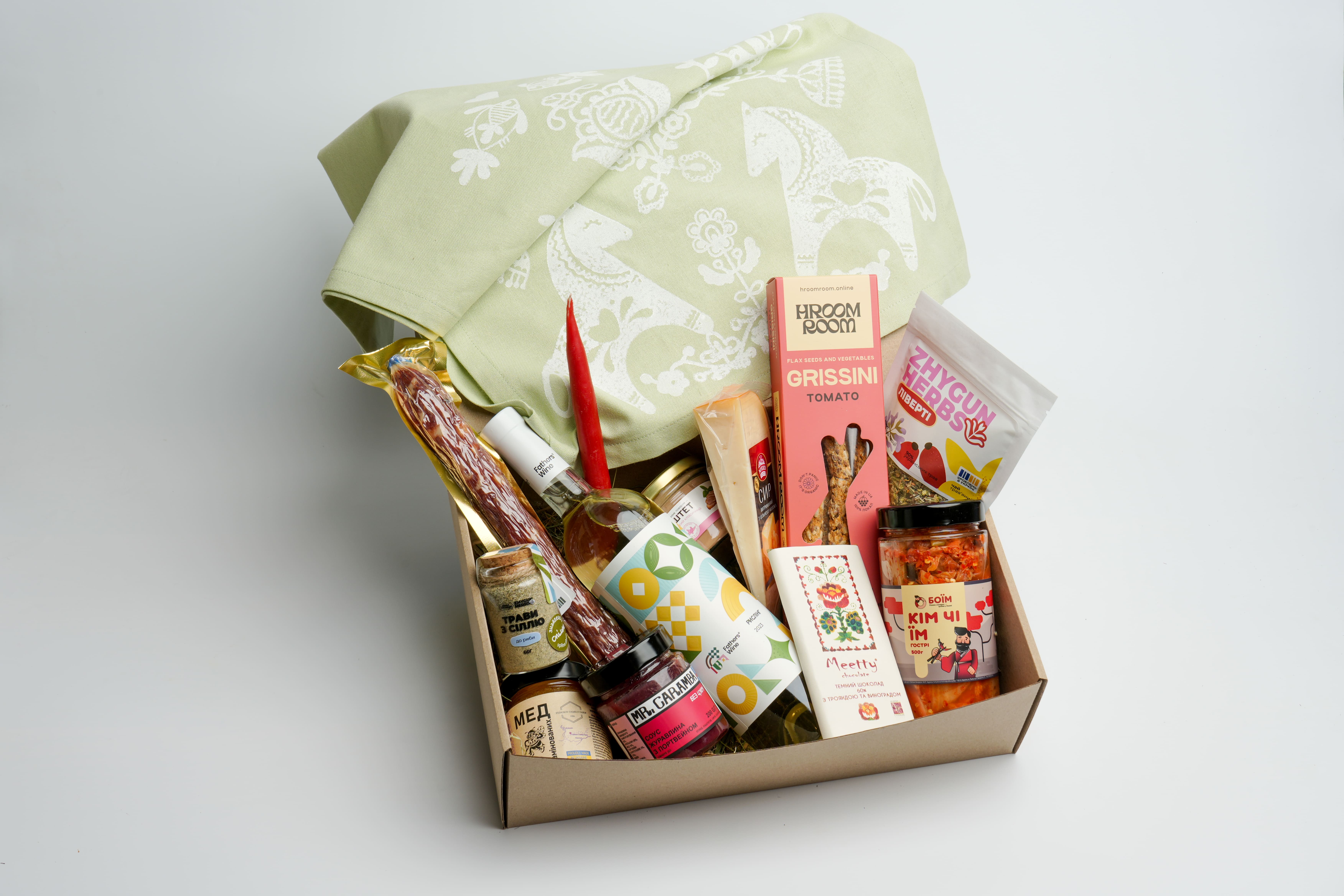 Подарунковий бокс ,,Універсальний