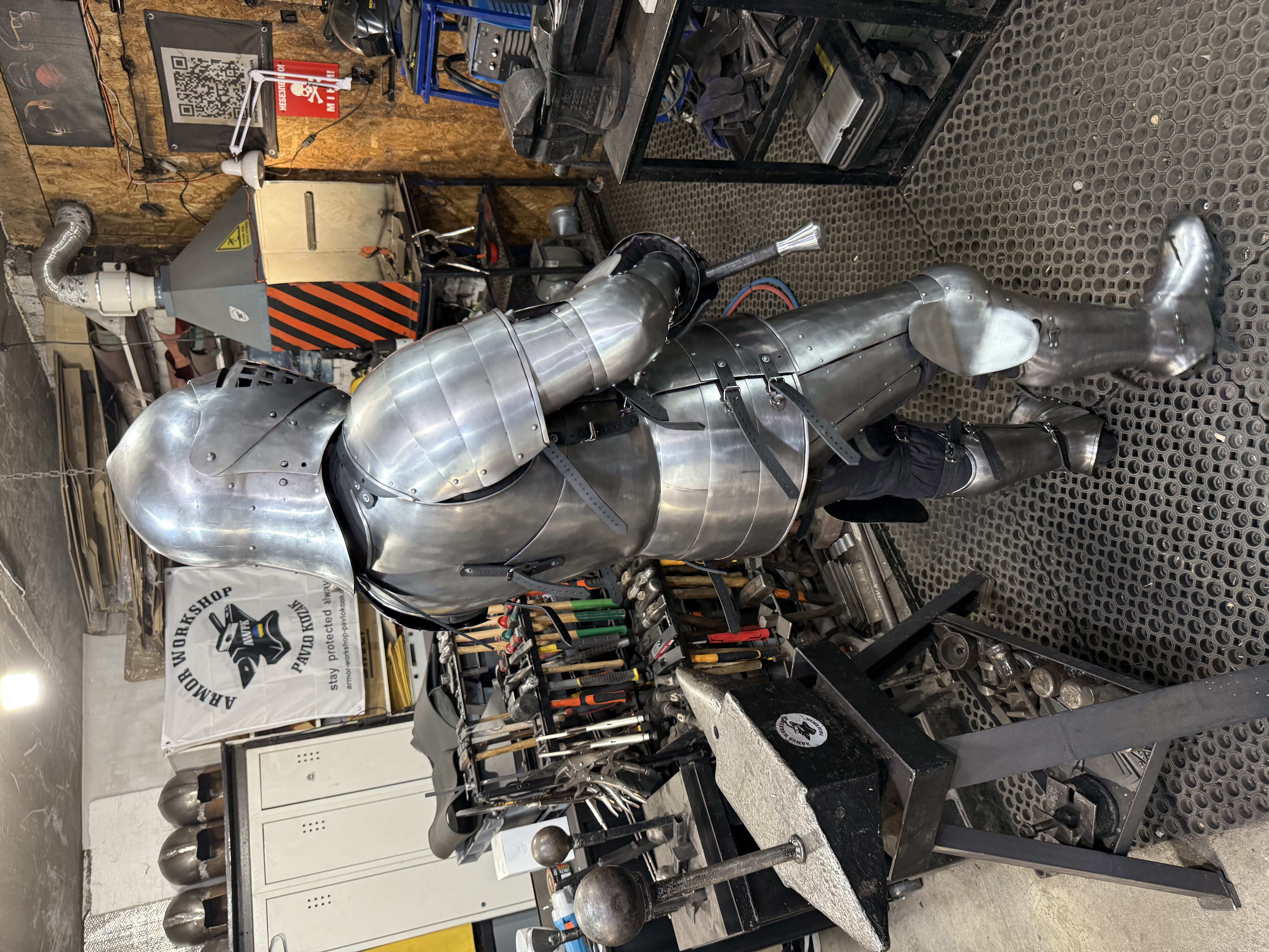 Full armor set “Armmaut”
