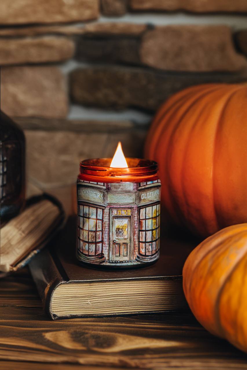 Свічка "Чарівна крамничка"