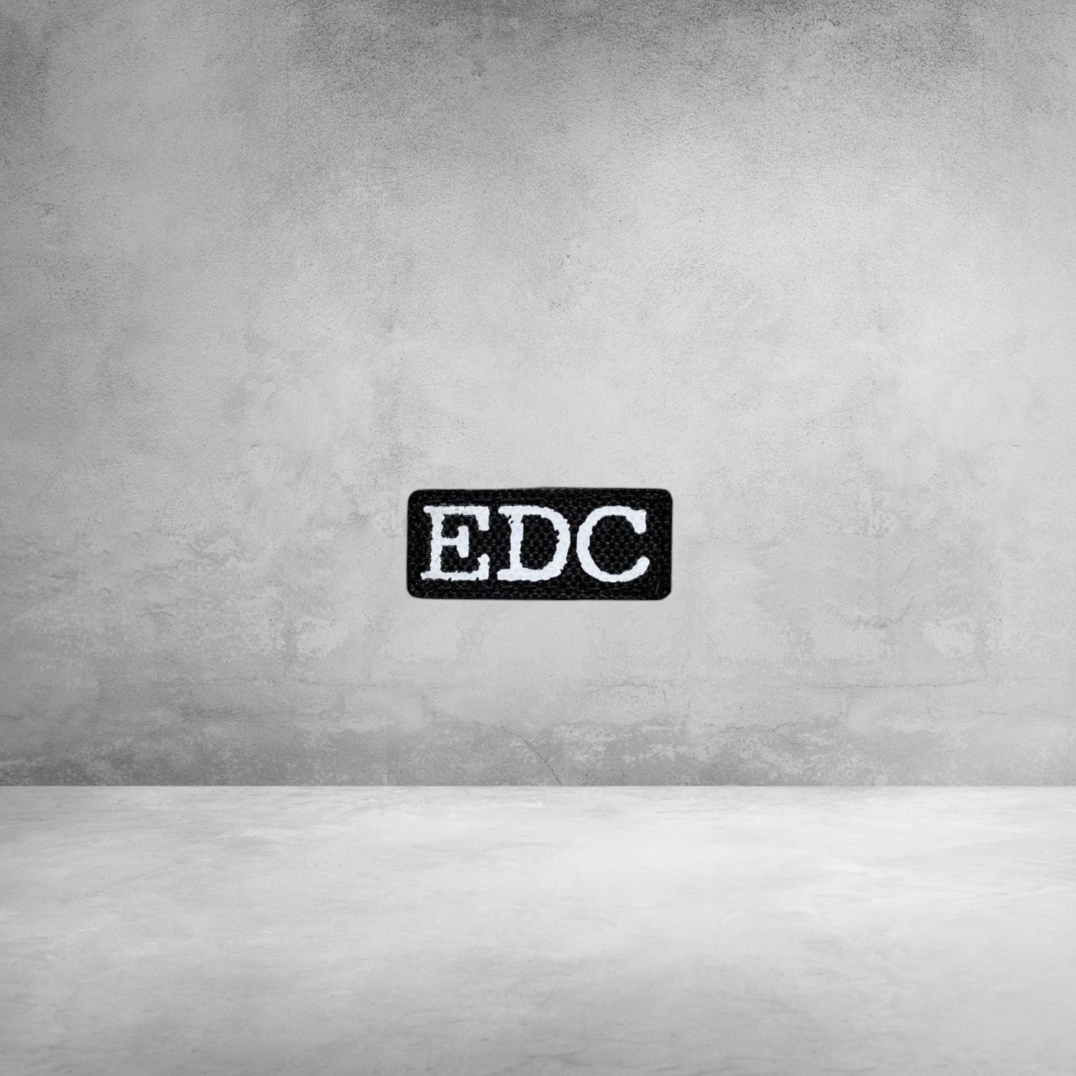 Патч «EDC» 3.5×1.5 см — чорний тканинний патч