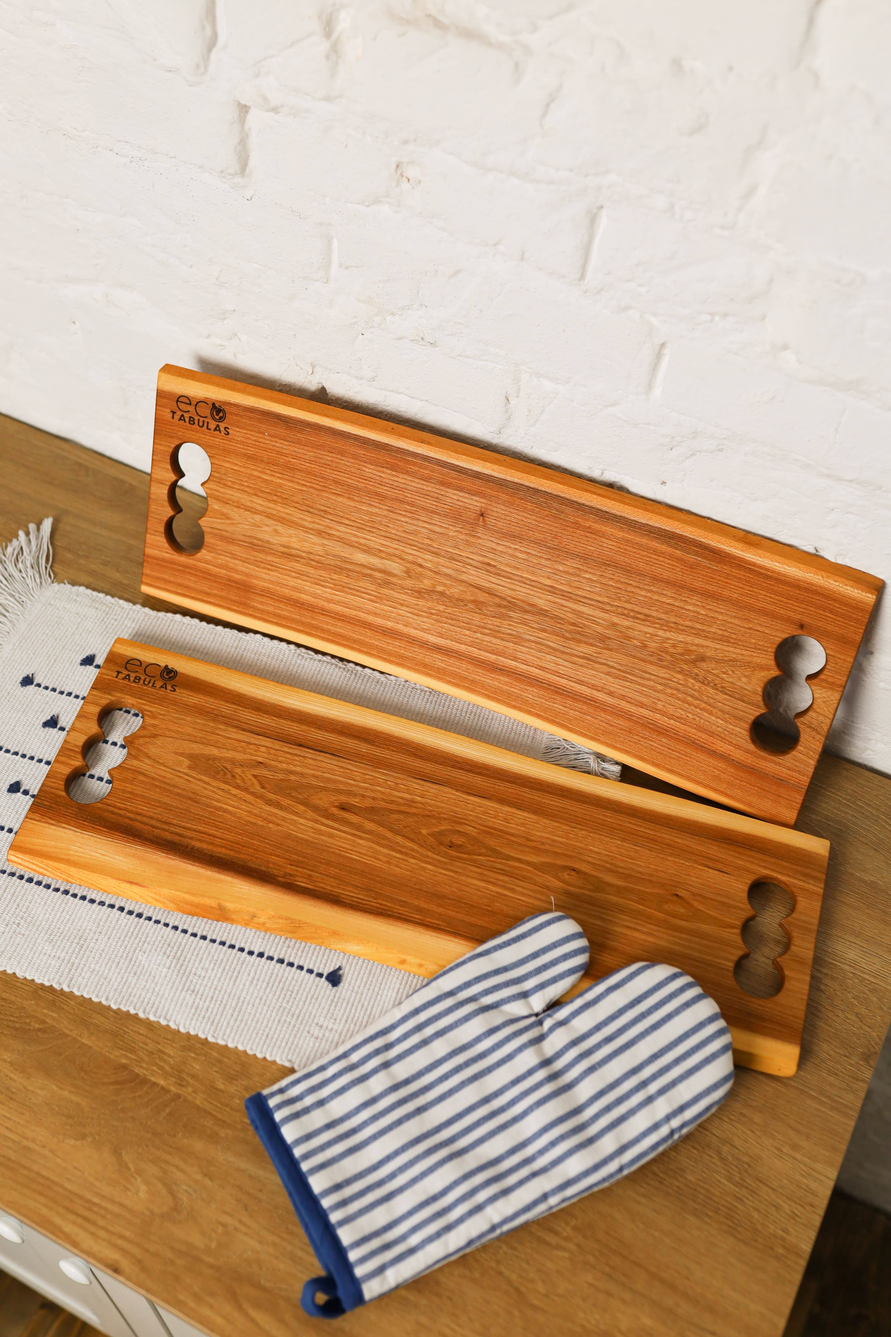 Дошка у формі таці з натурального в'яза