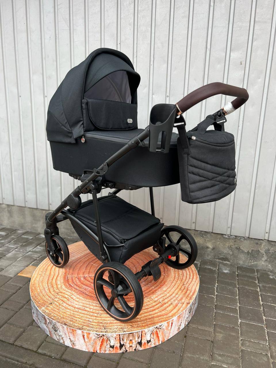 Коляска 2в1 Baby Pram Bailey Premiumу чорному текстилі