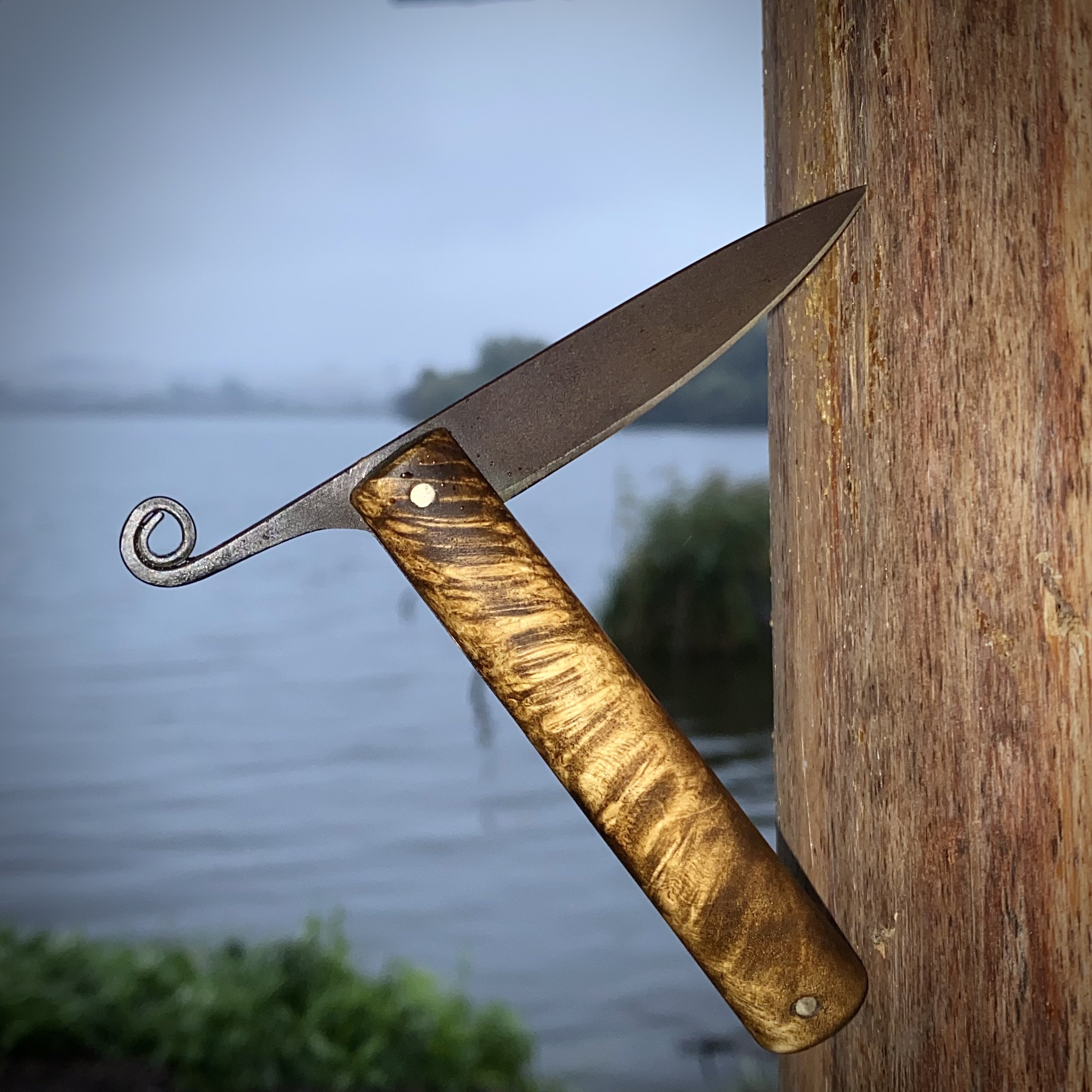 Складний ніж руків'я кап