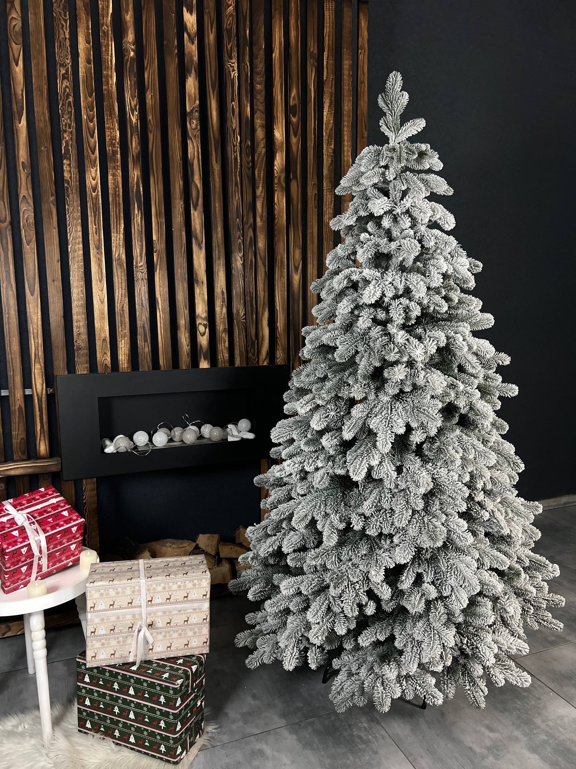 Ялинка «Тріумф» засніжена на крабах - 1.8м. 🌨️