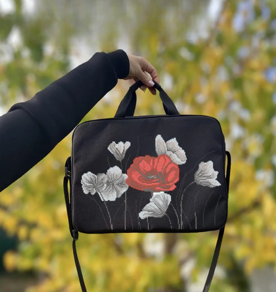 Сумка для ноутбука під вишивку