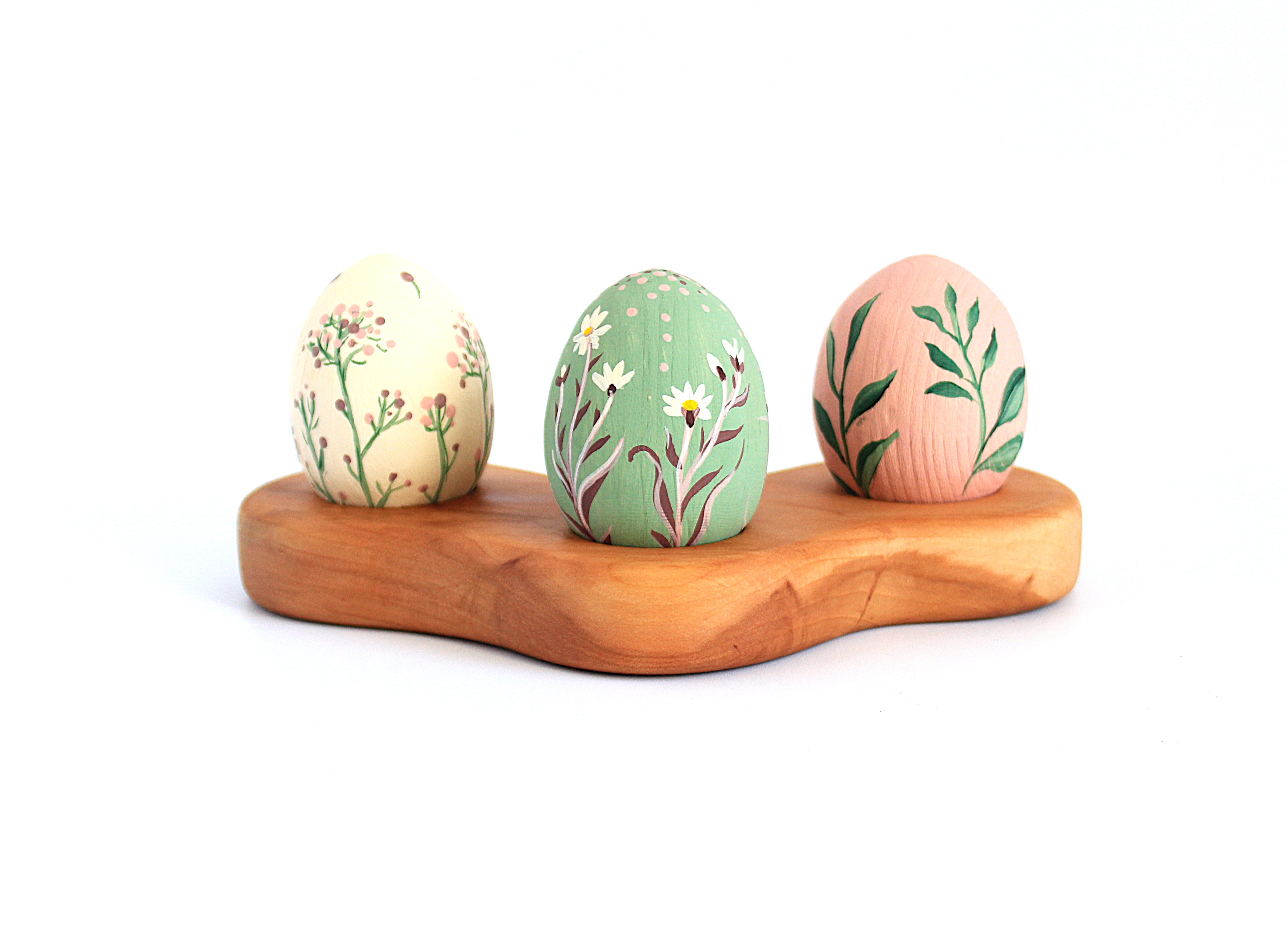Дерев’яна підставка для сервірування яєць