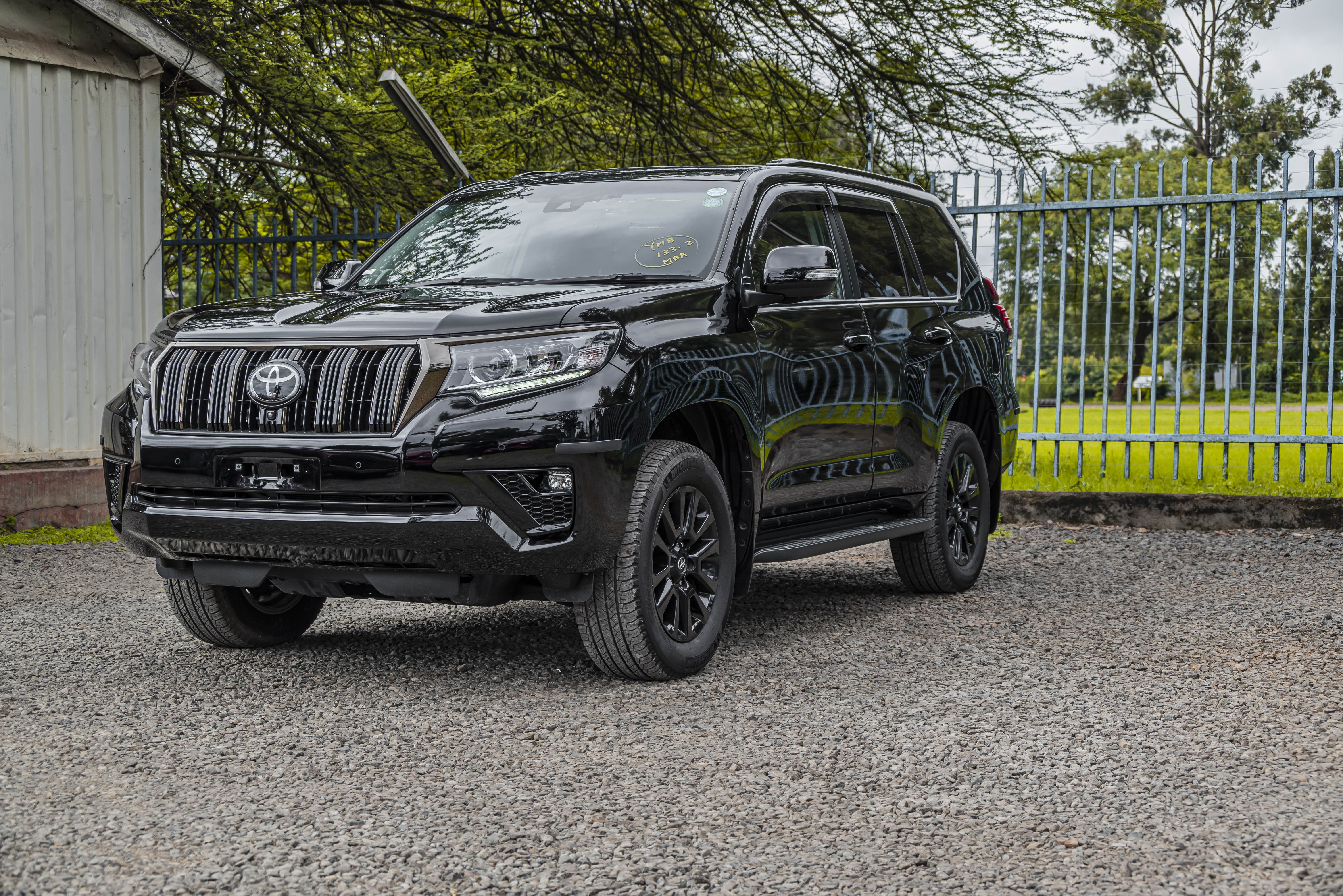 TOYOTA LANDCRUISER PRADO