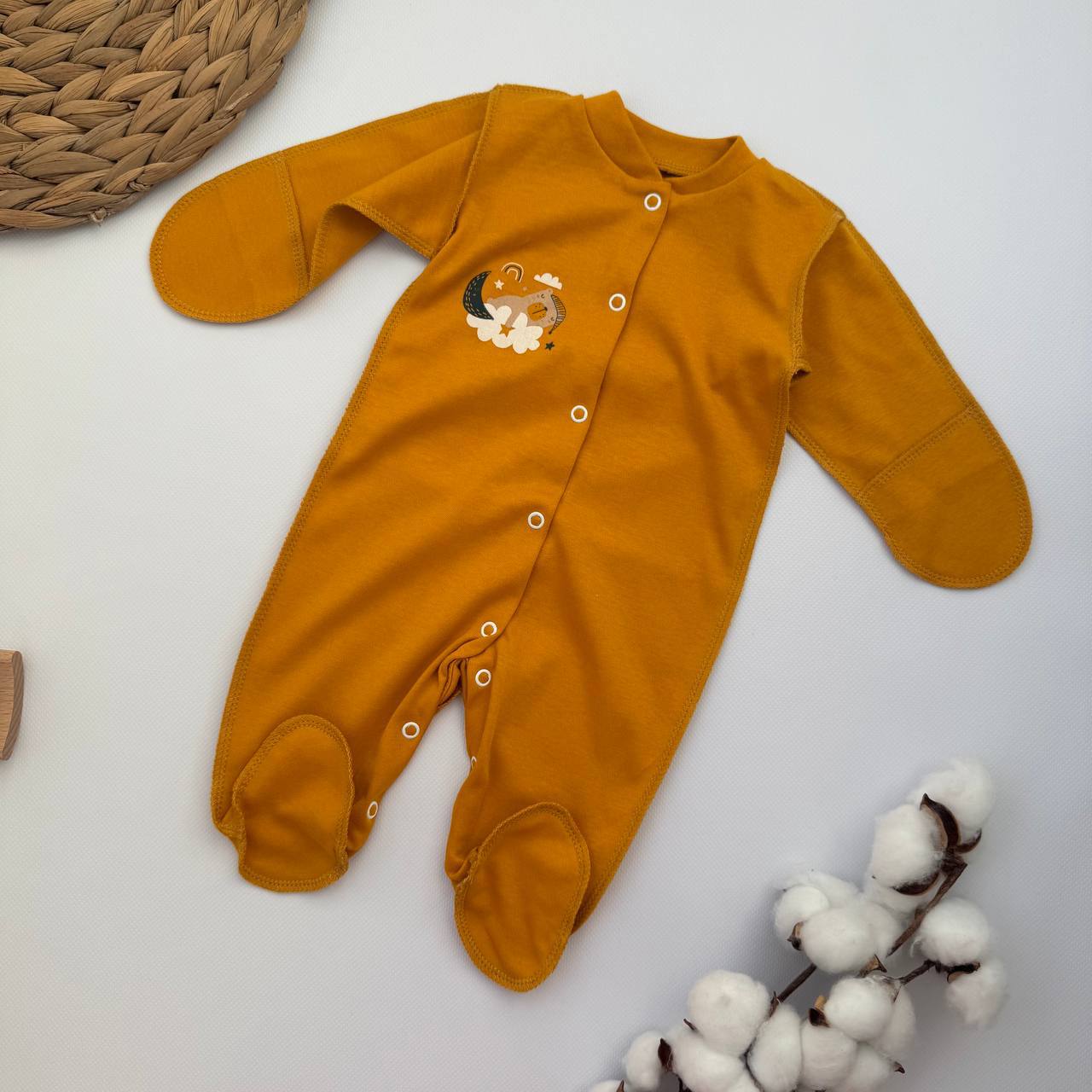 Чоловічок з інтерлоку для новонародженого