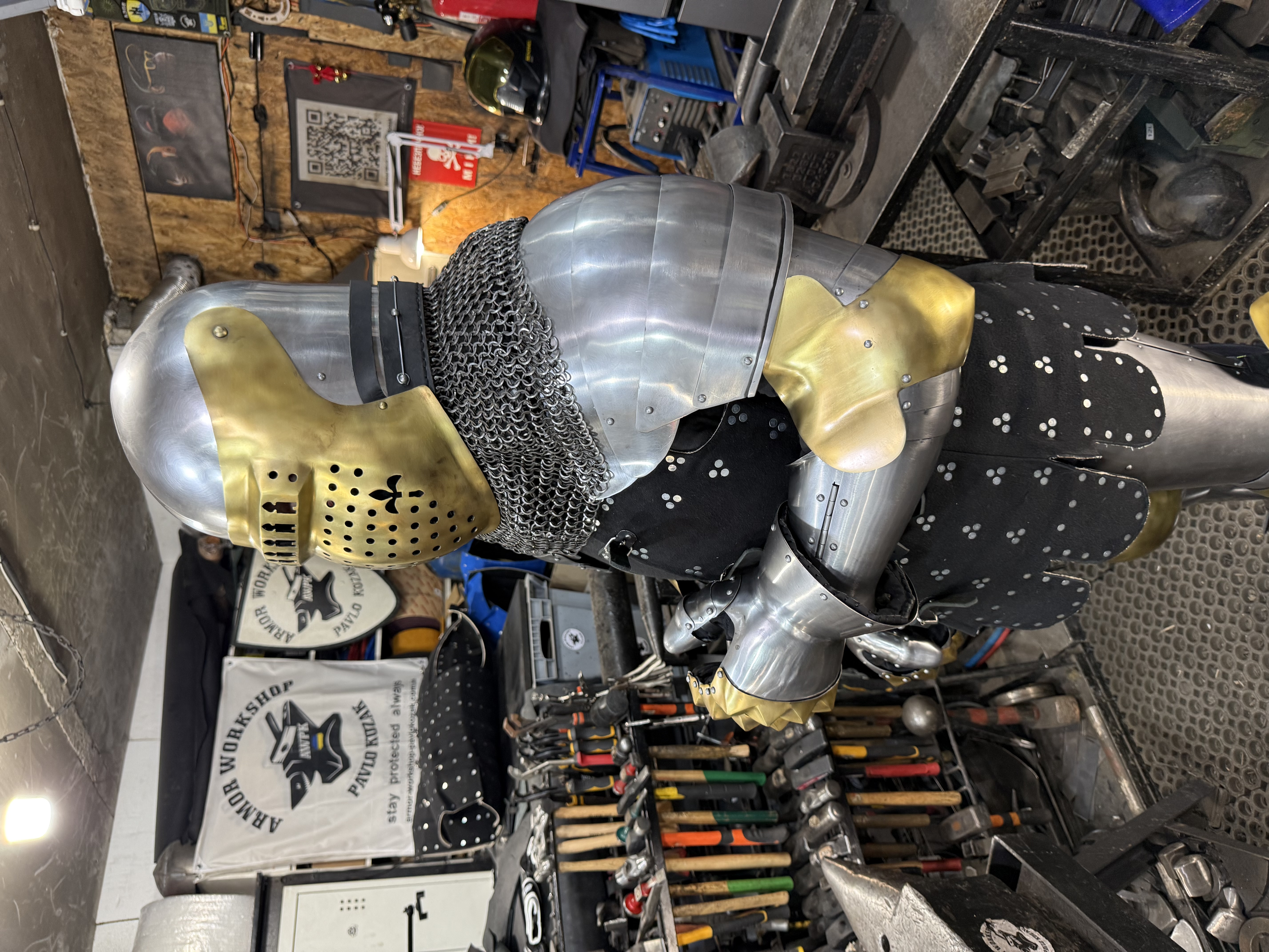 Full armor set “brass style”
