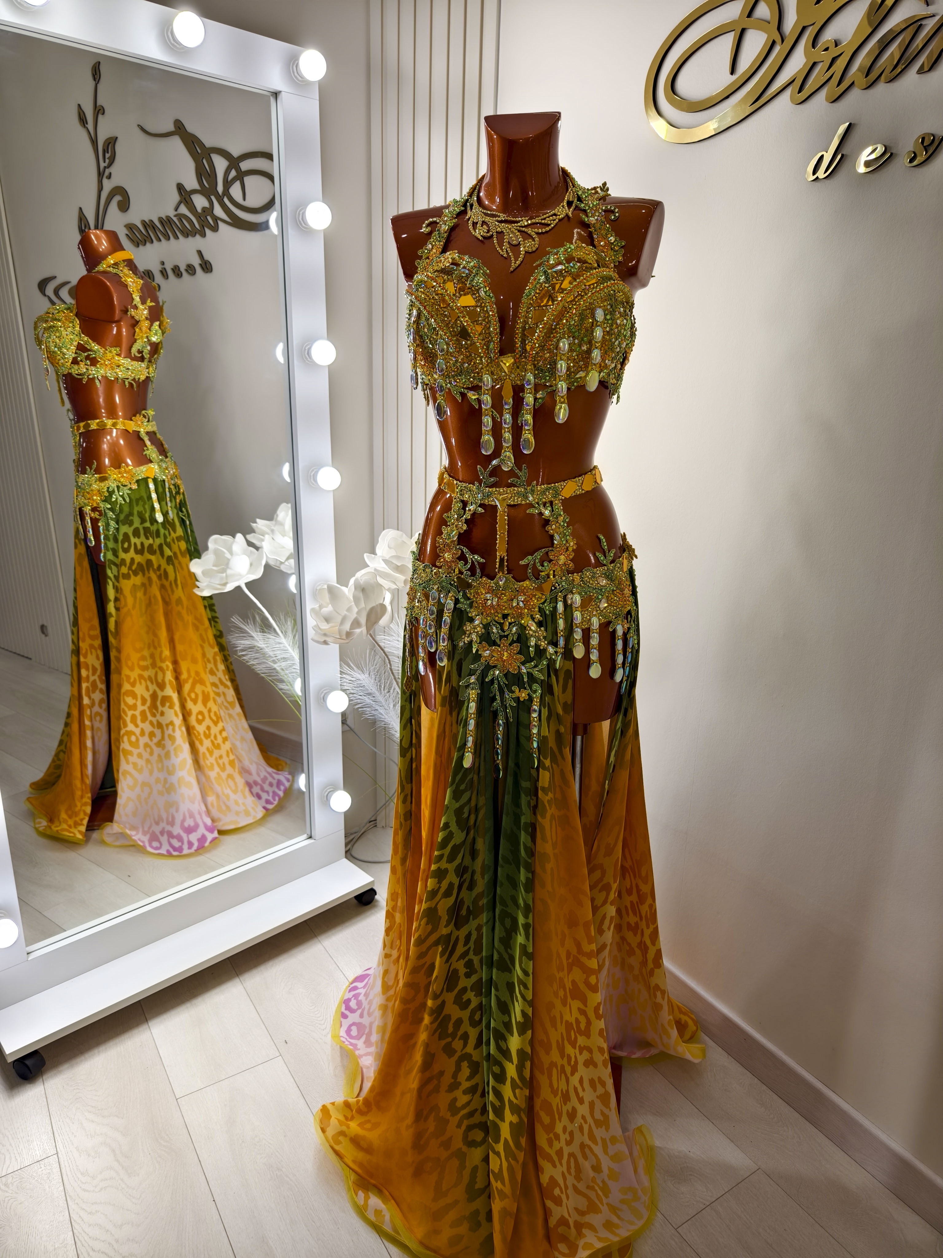 Jungle-Inspired Belly Dance Costume – Green & Gold Handmade Outfit with Beaded Details and Leopard Skirt Professional costume