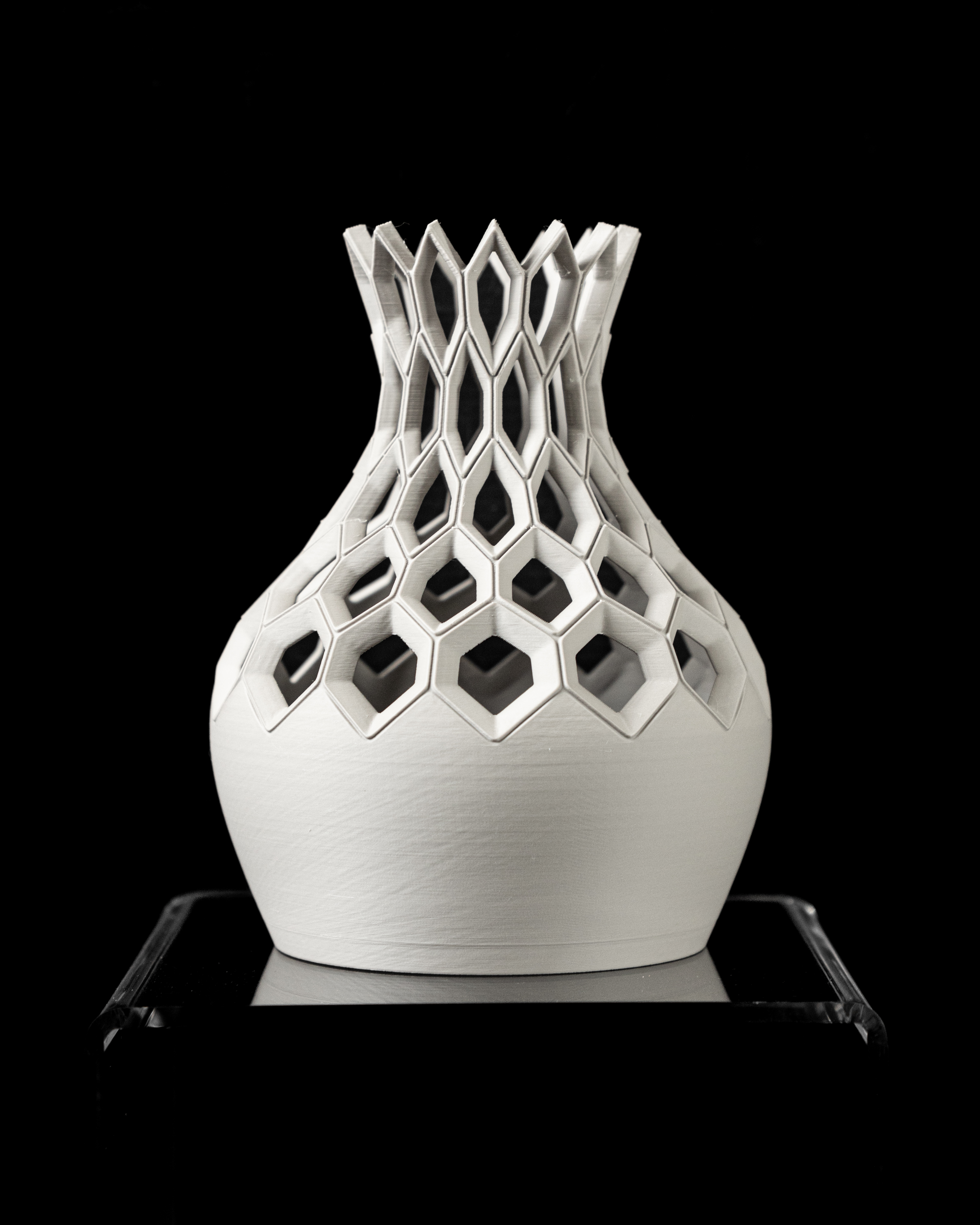 Hexa Flower Vase – Geometric 3D Printed Vase