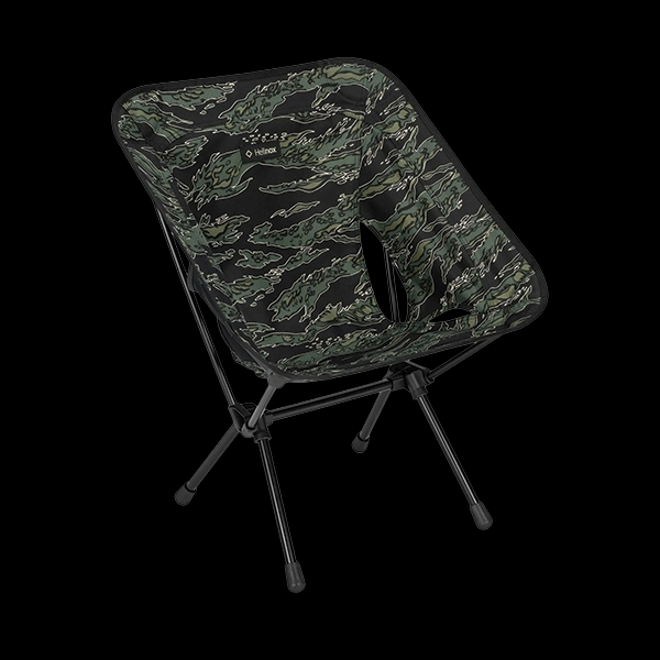 Міцний розкладний стілець "Helinox Chair One (re) Xray | Tiger Camo" від південнокорейського преміум бренду "Helinox".