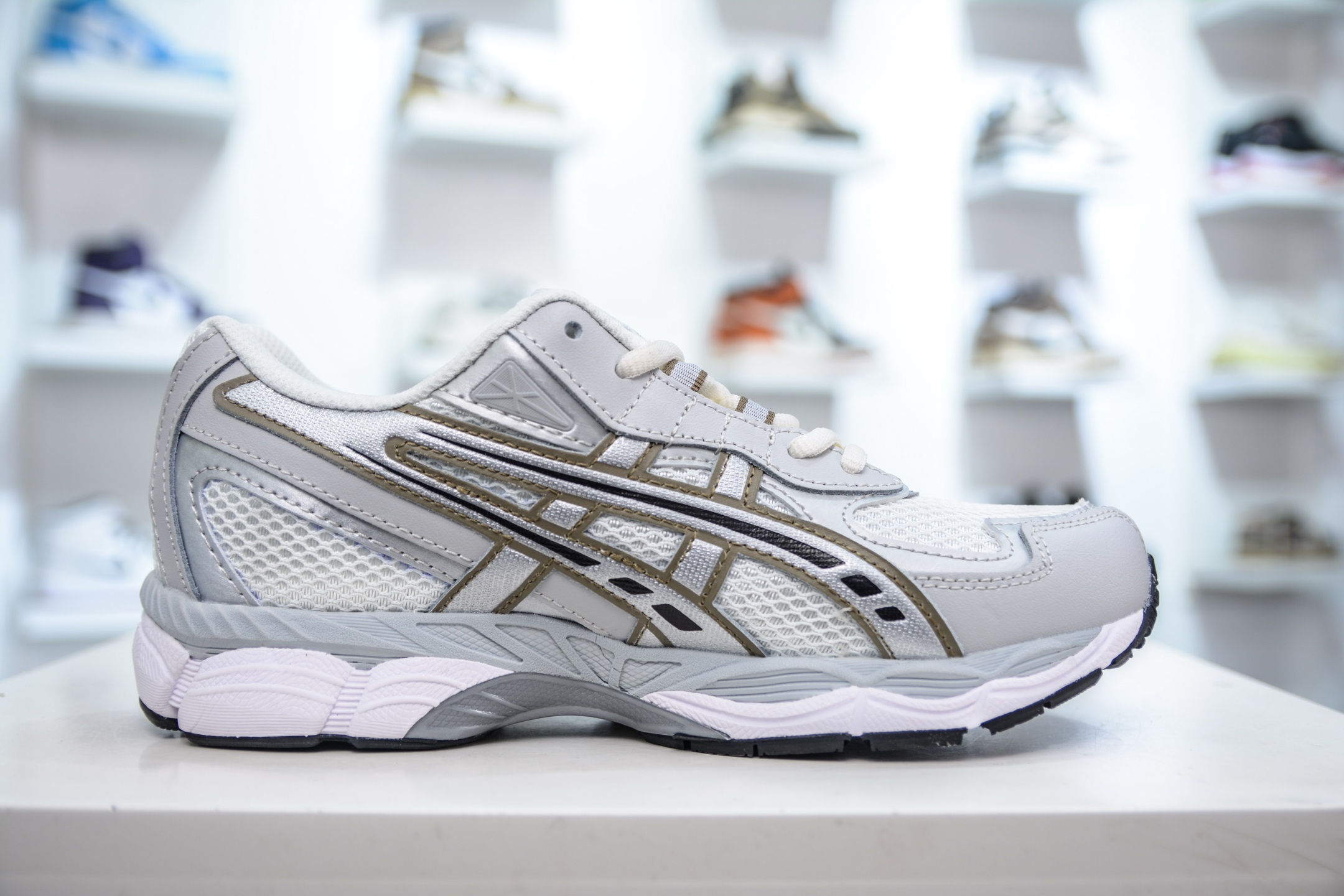 Asics Gel-NYC  1203A542-100