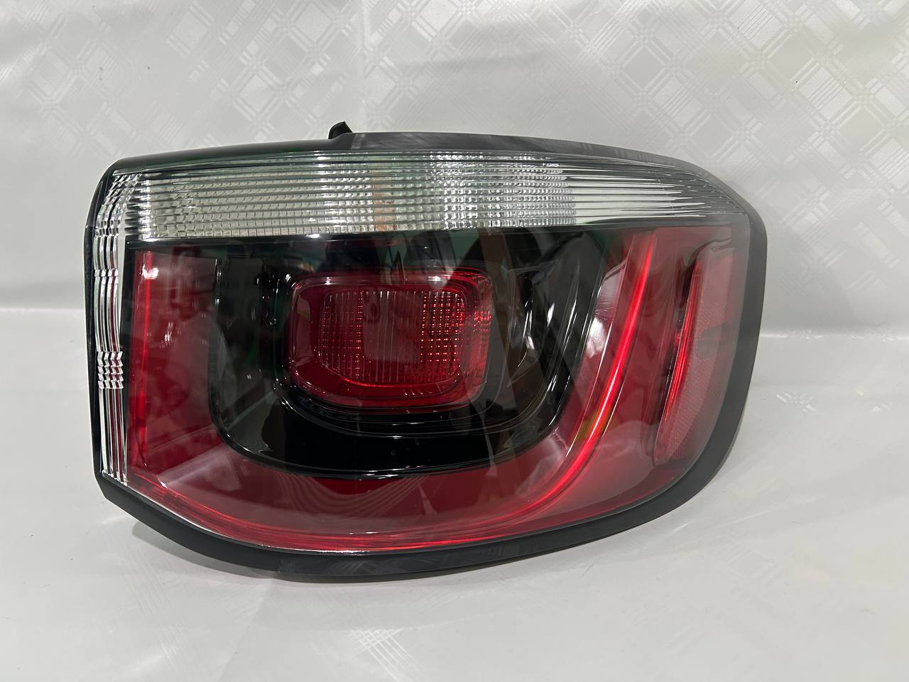 Jeep Compass 2 Права сторона Б/у оригінал (пасажирська сторона в крило)  2017 - 2024 роки