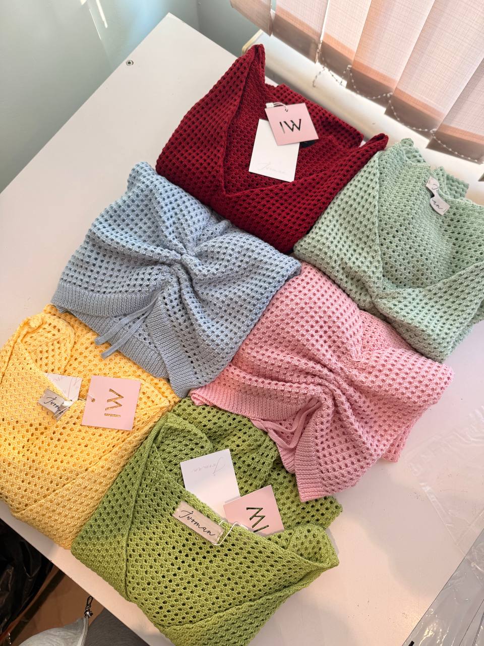 Літній мереживний укорочений топ з довгим рукавом "Зоряна" - М’ятний IWOMAN