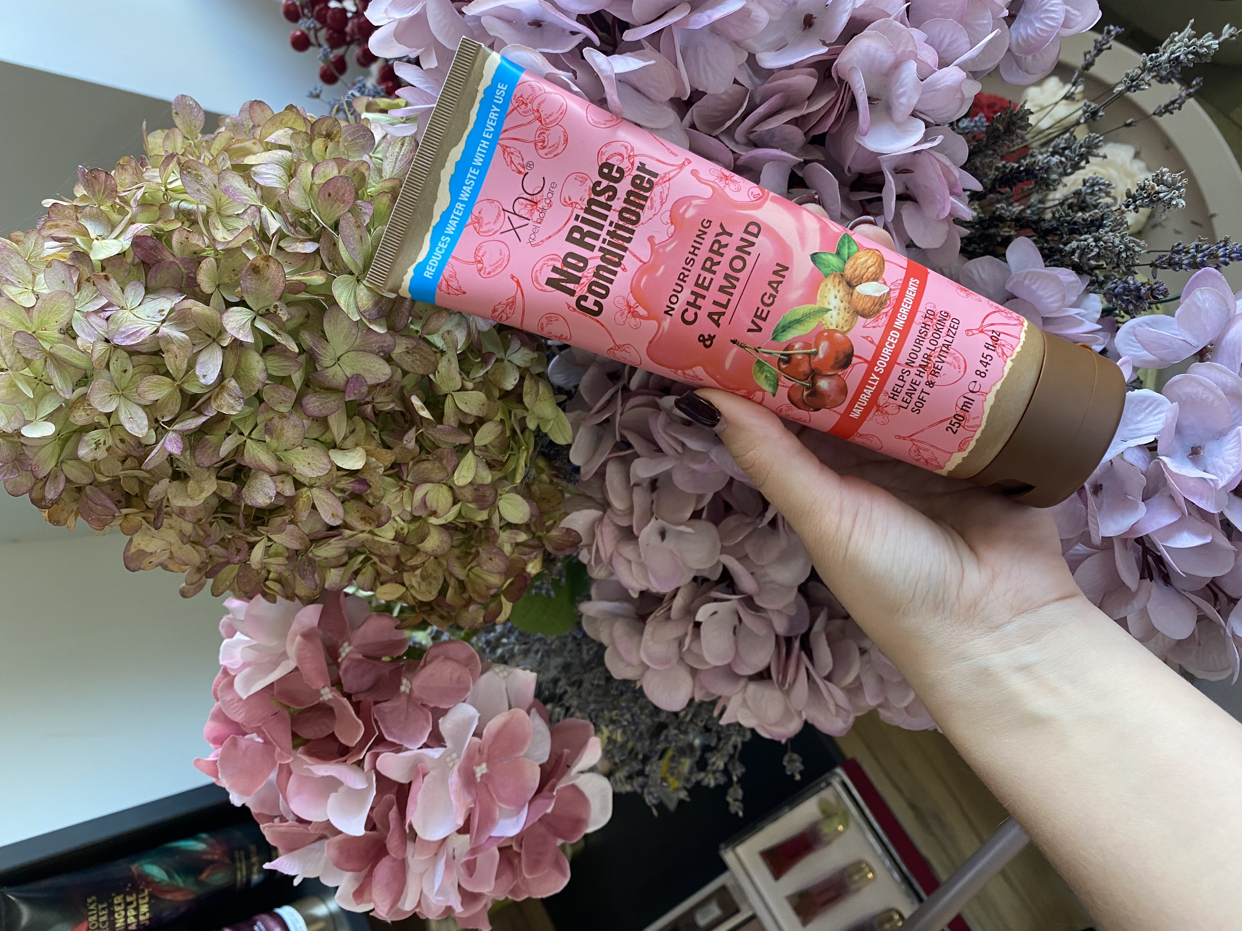 Незмивний кондиціонер для волосся Xpel Cherry&Almond