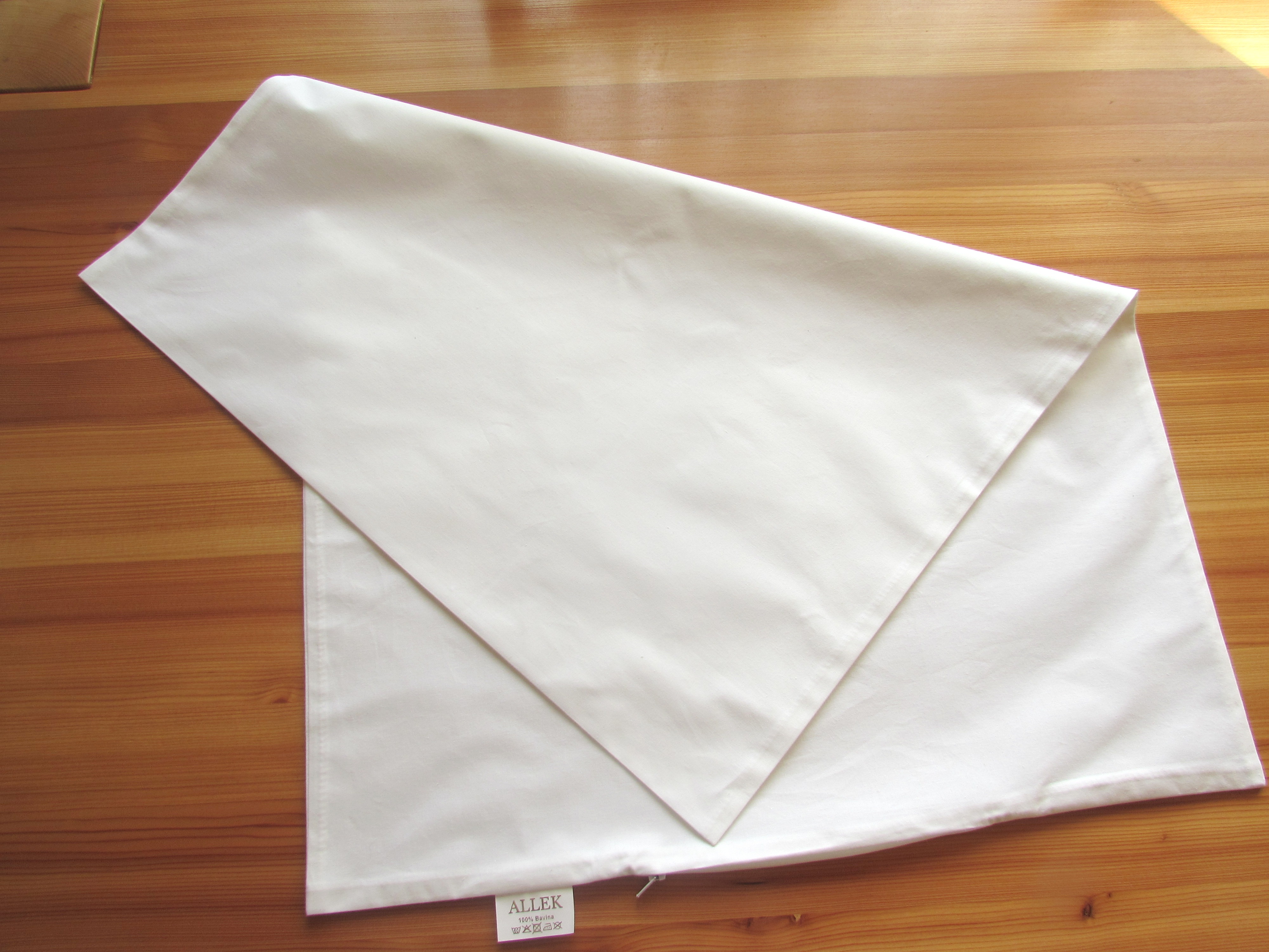 Sýpkovinová obliečka biela