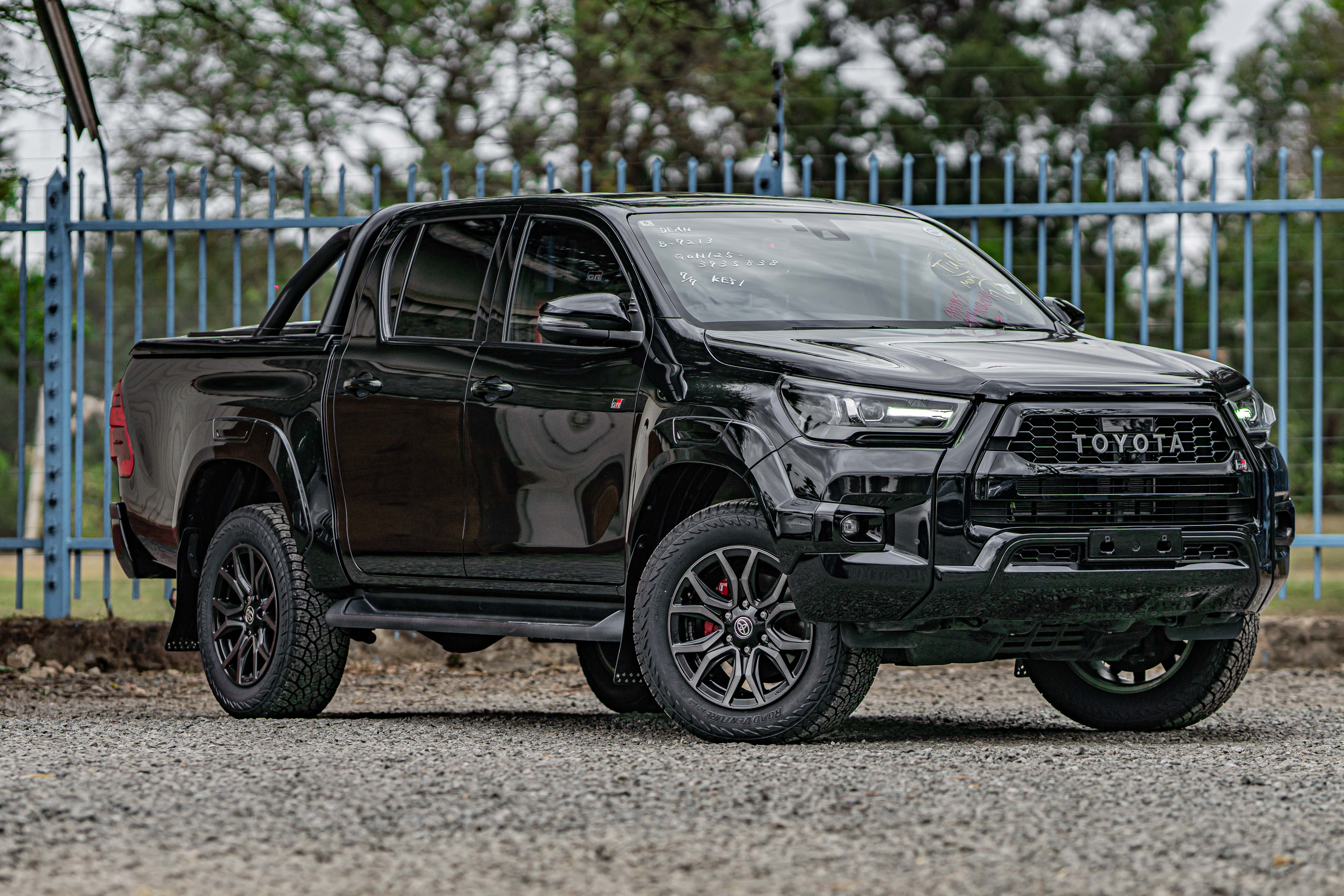 TOYOTA HILUX GR 