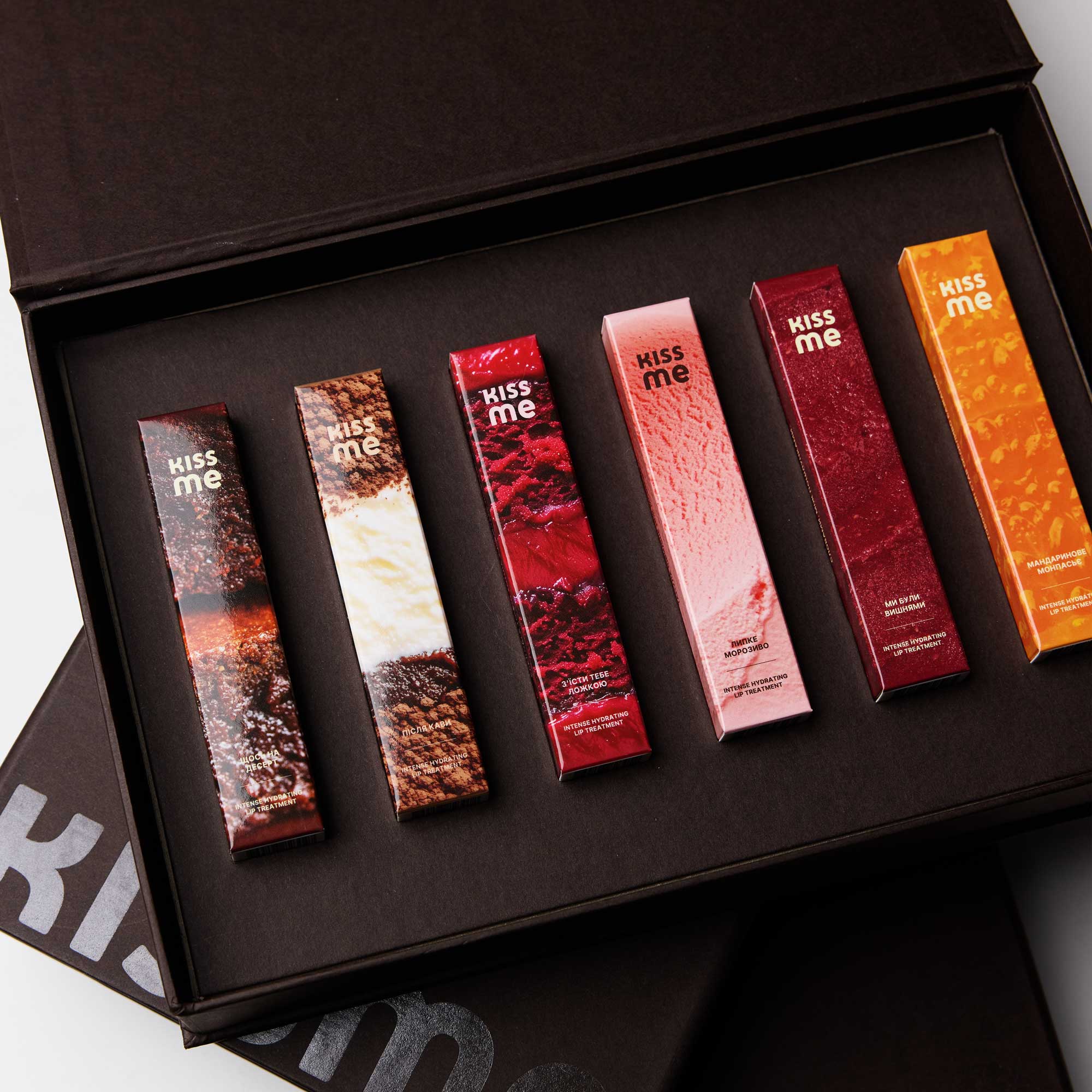 Подарунковий набір з 6 блисків для губ – kissme lip set