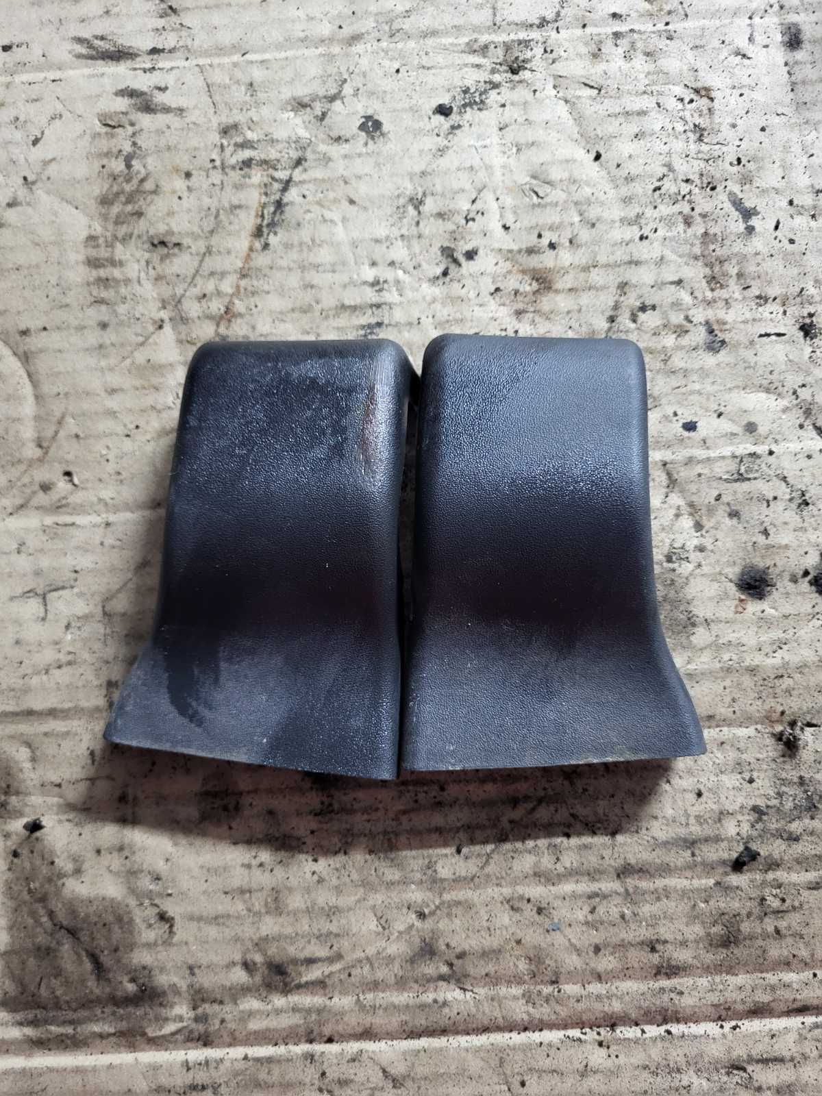 Захист петель кришки багажника Passat B6 LC9X