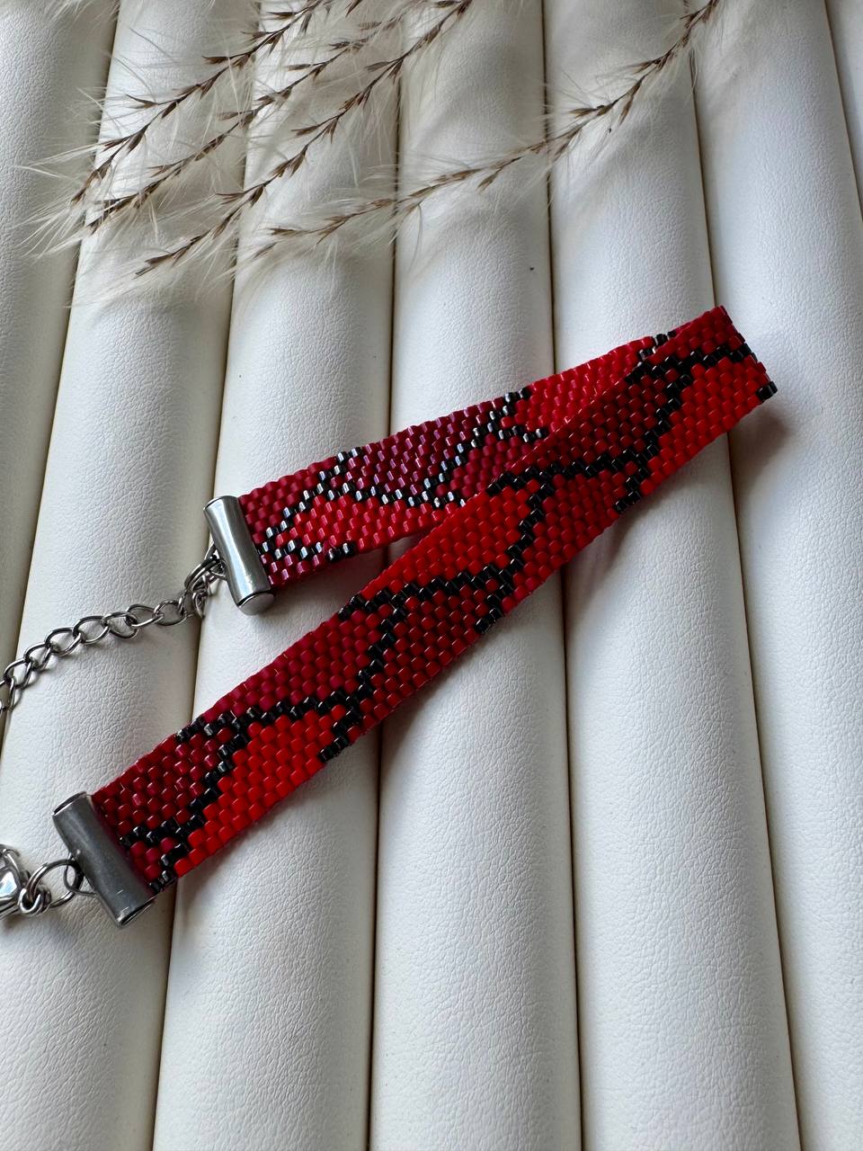 Браслет Crimson Flow
