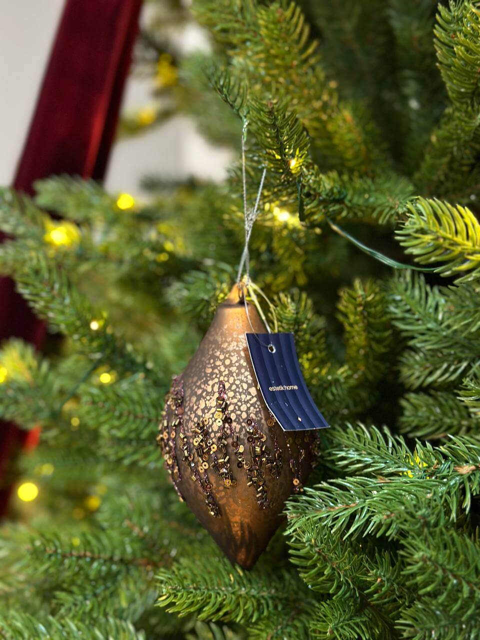 Ялинкова прикраса зі скла