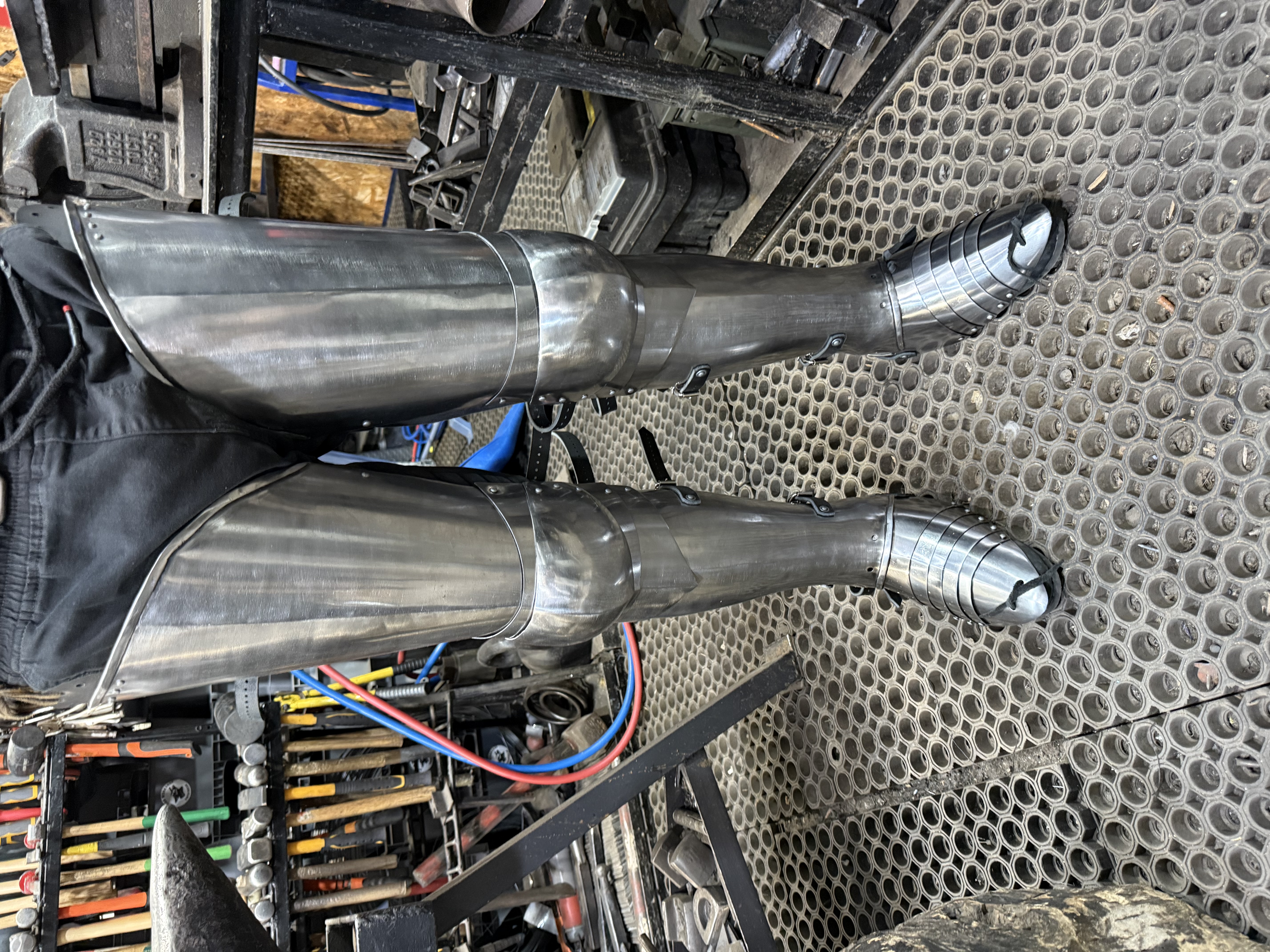 Set of full legs with rib