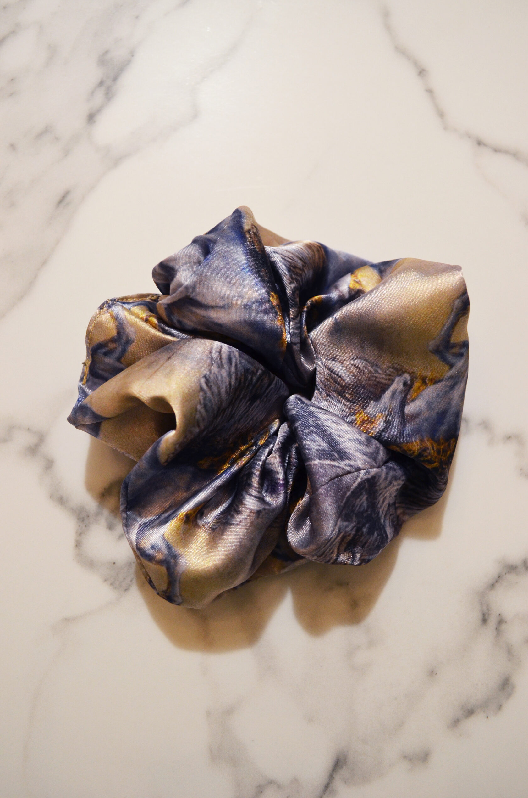 «Pegasus» scrunchie