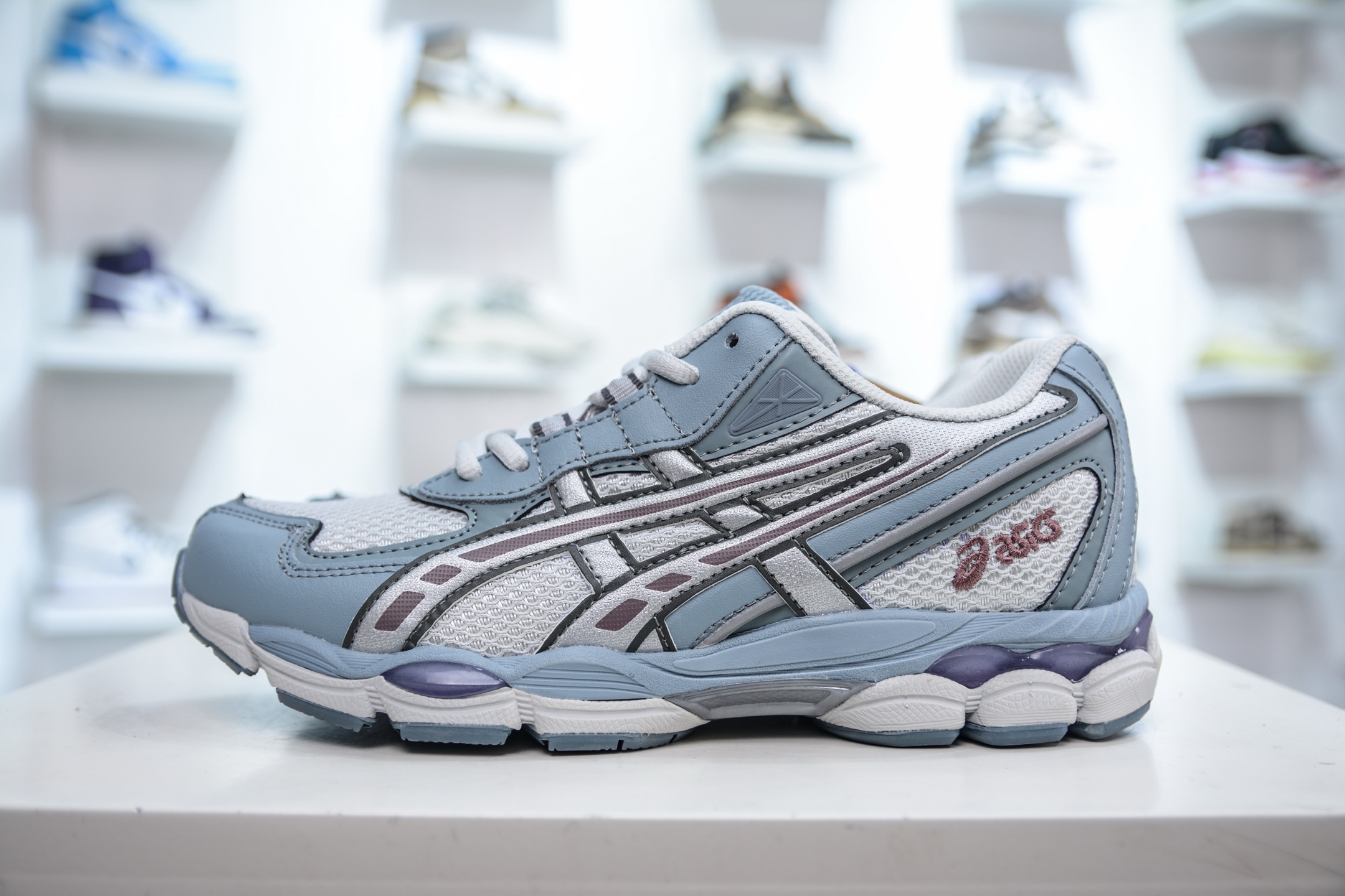 Asics Gel-NYC 1203A542-020