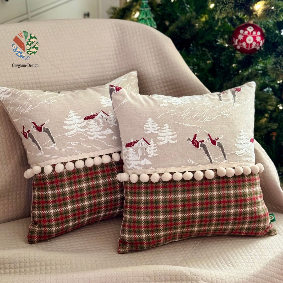 Decorative pillow Skiers and pom poms