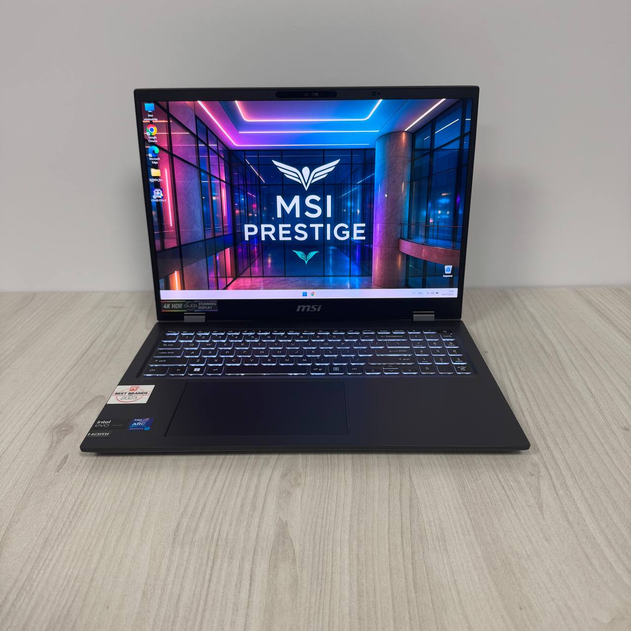 MSI Prestige 16 AI Evo B1MG OLED