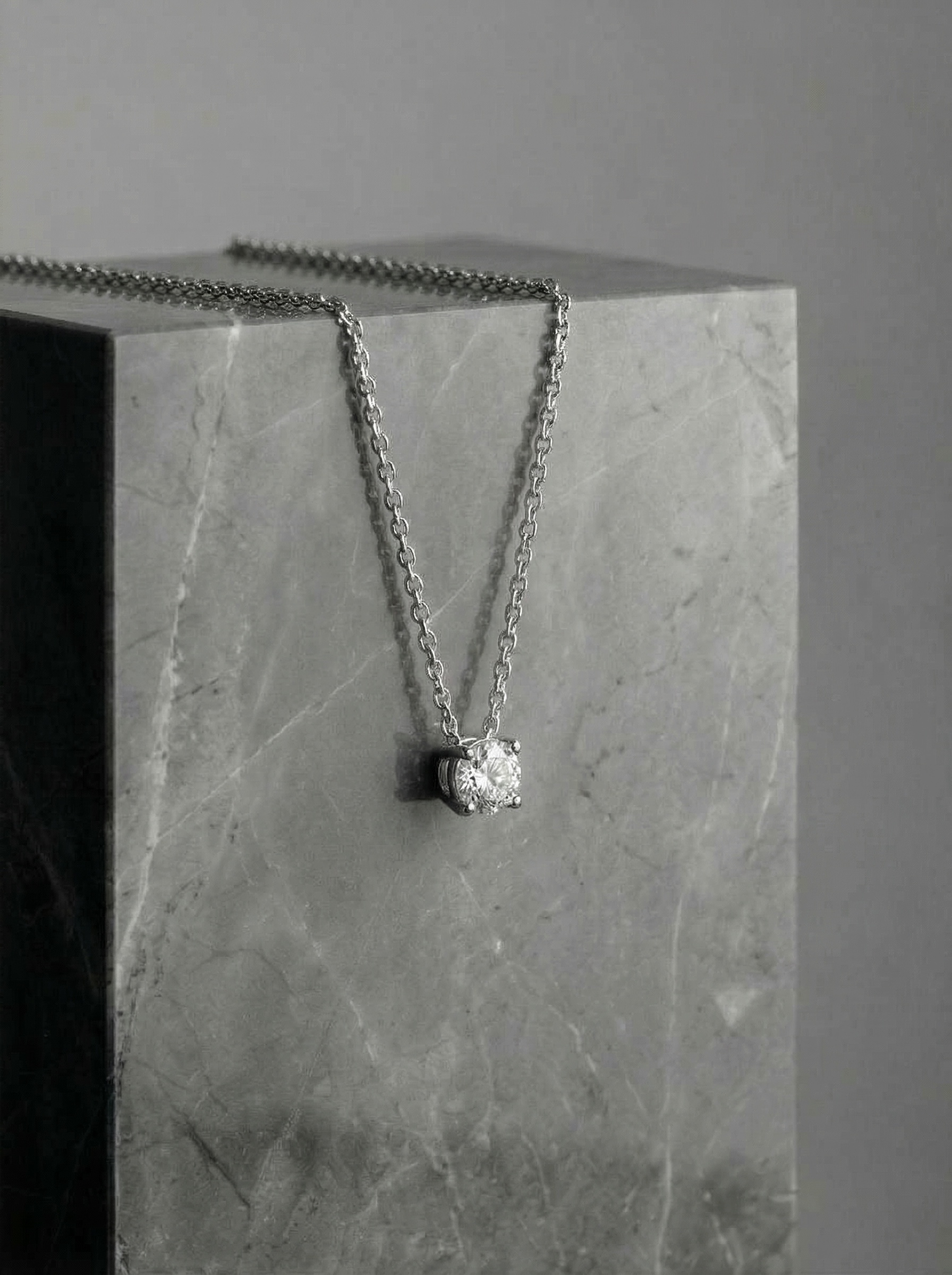 Камінчик на ланцюжку 5 мм