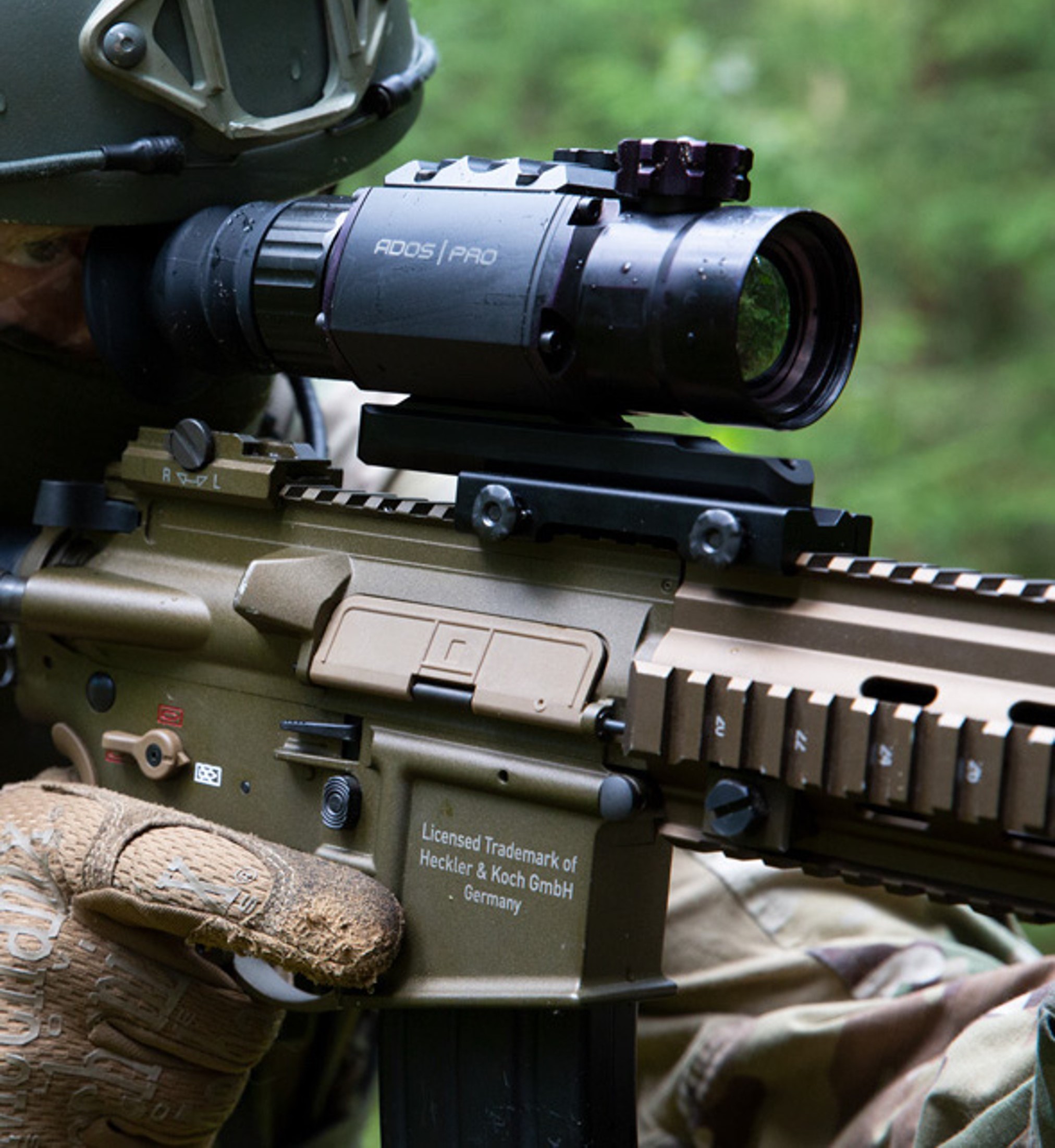 Оригінальний сучасний армійський тепловізійний приціл/насадка "ADS-655" від литовського преміум бренду "ADOS PRO".