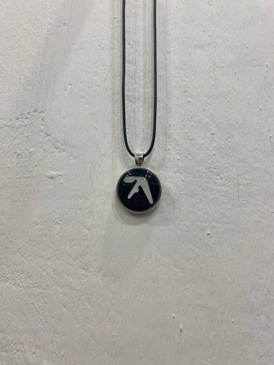 КУЛОН APHEX TWIN