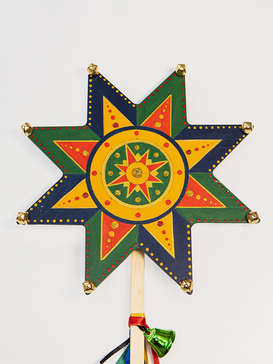 Зірка Мальована М середня