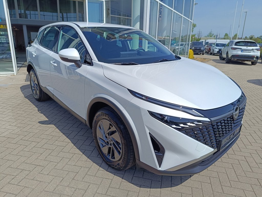 Nissan Qashqai 2025 Acenta 1.3 MHEV 6MT (140 к.с.)
