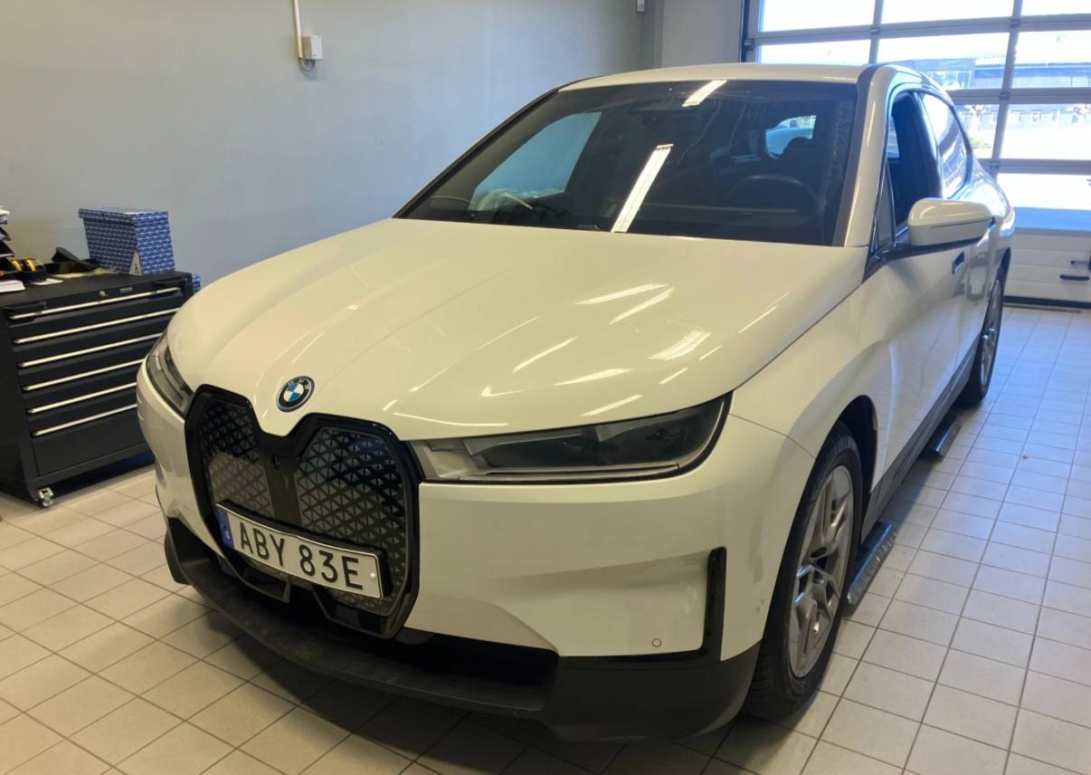 BMW IX 40