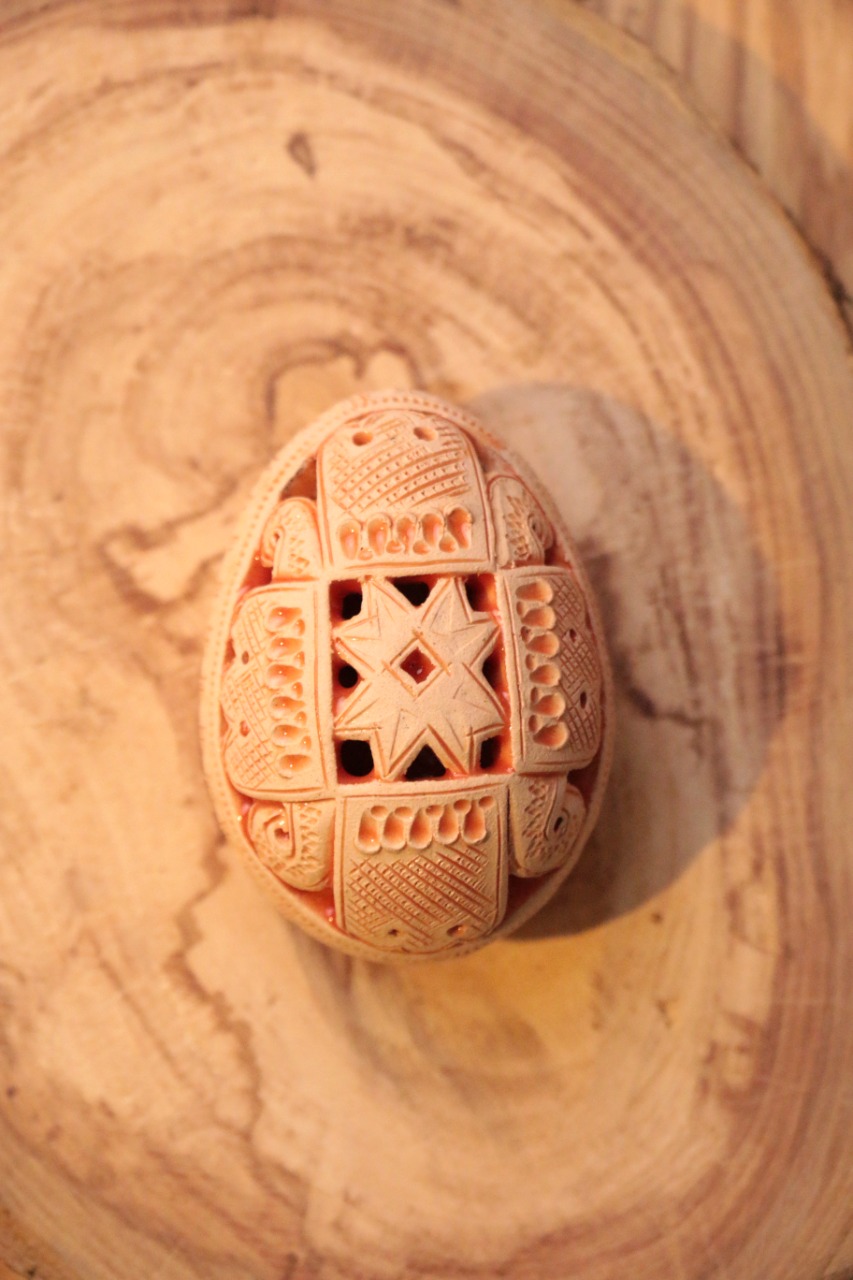 Декоративна писанка  "Ружа", 6 см