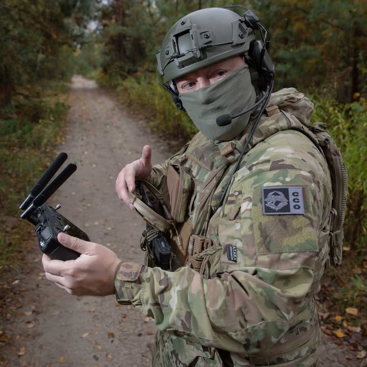 Універсальний адміністративний захищений підсумок під смартфон "TUR D3O" від українського бренду "Tur Gear".